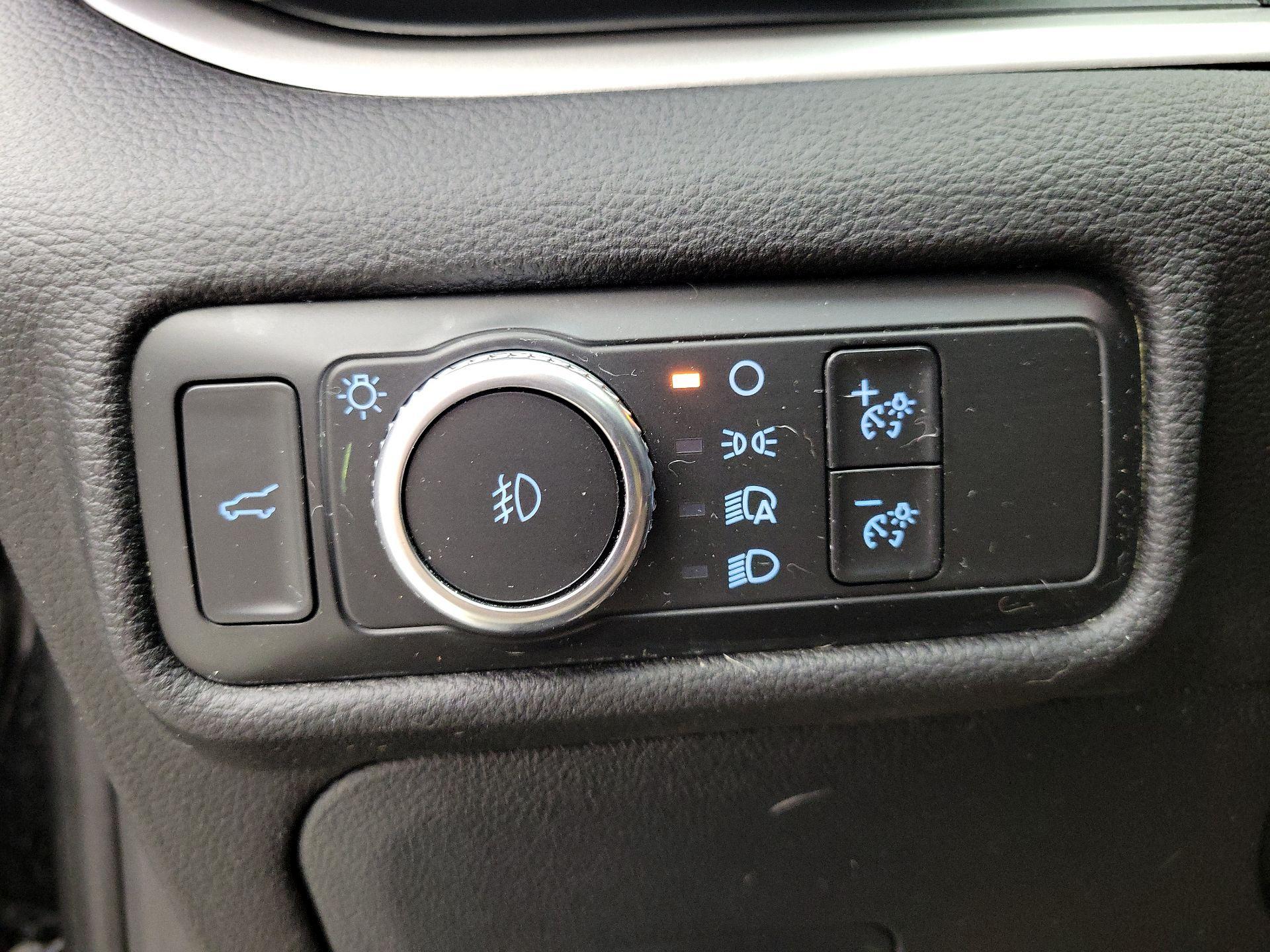 Thumbnail: 2022 Ford Explorer - 13