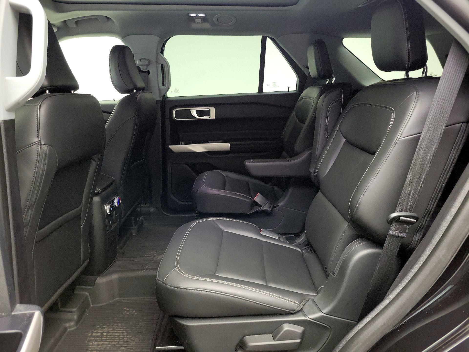 Thumbnail: 2022 Ford Explorer - 20