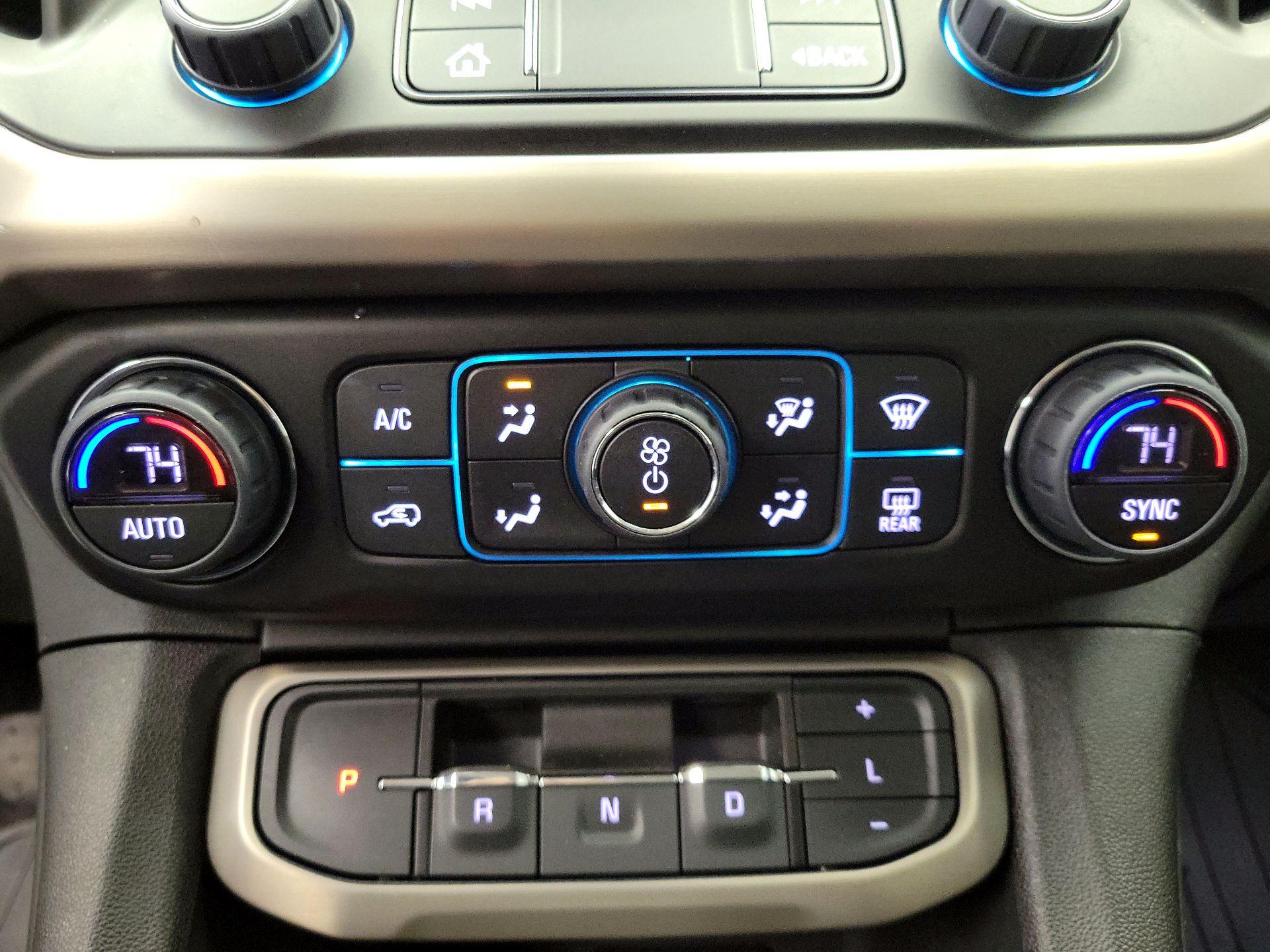 Thumbnail: 2022 GMC Acadia - 15