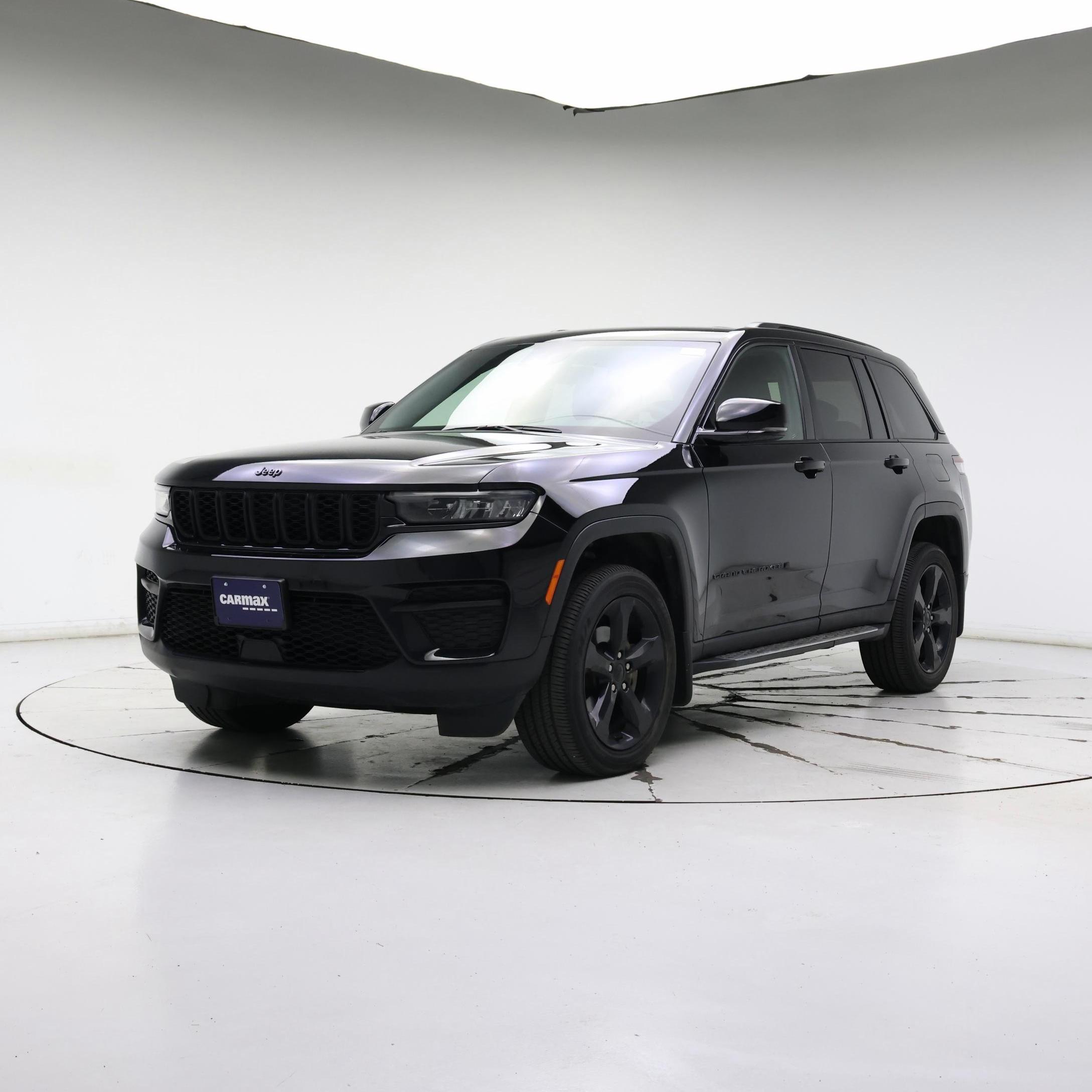 Thumbnail: 2023 Jeep Grand Cherokee - 4