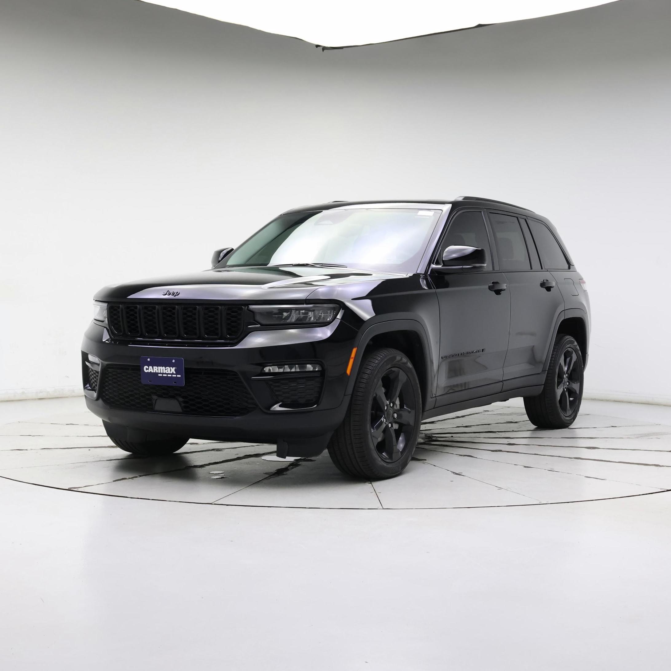Thumbnail: 2023 Jeep Grand Cherokee - 4