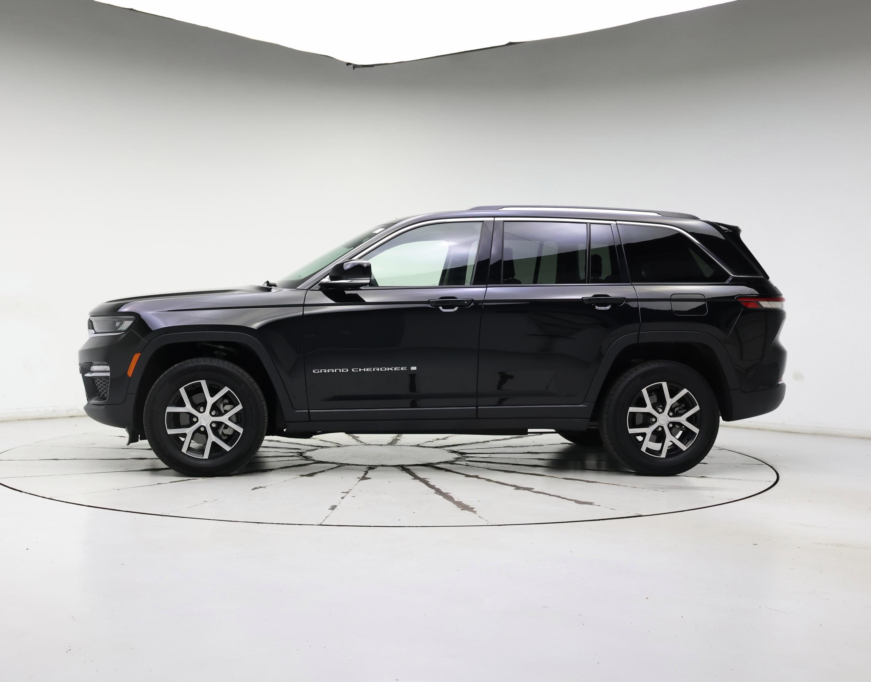 Thumbnail: 2023 Jeep Grand Cherokee - 3