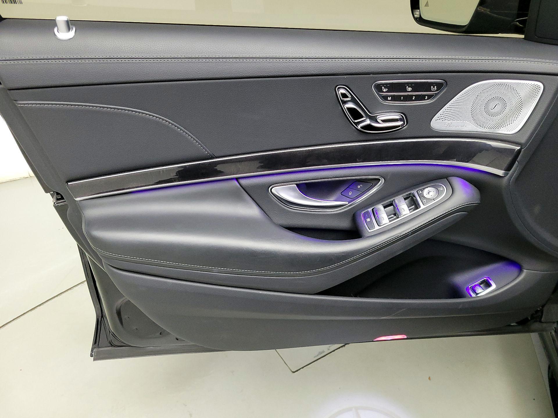 Thumbnail: 2020 Mercedes-Benz S-Class - 12