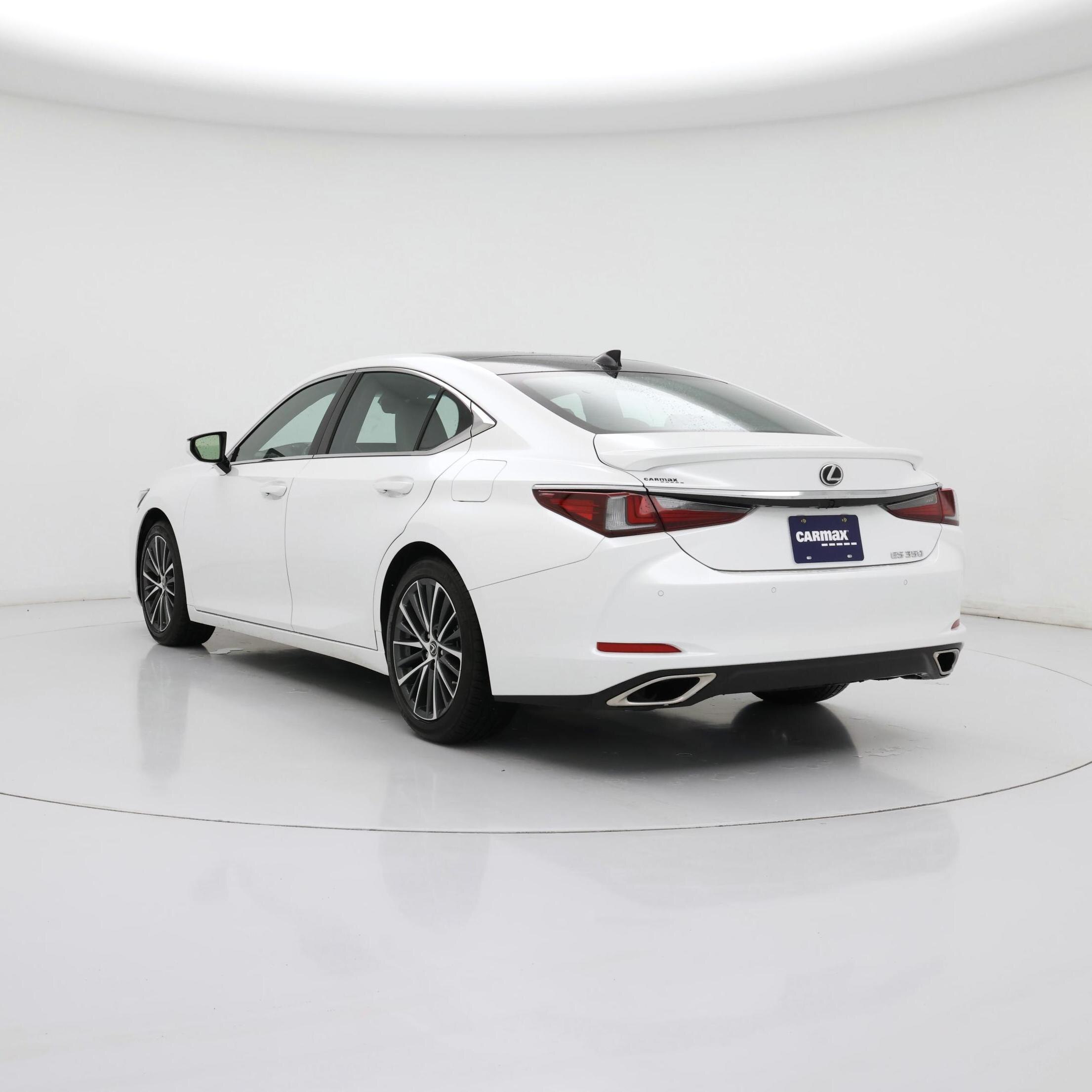 Thumbnail: 2023 Lexus ES - 2
