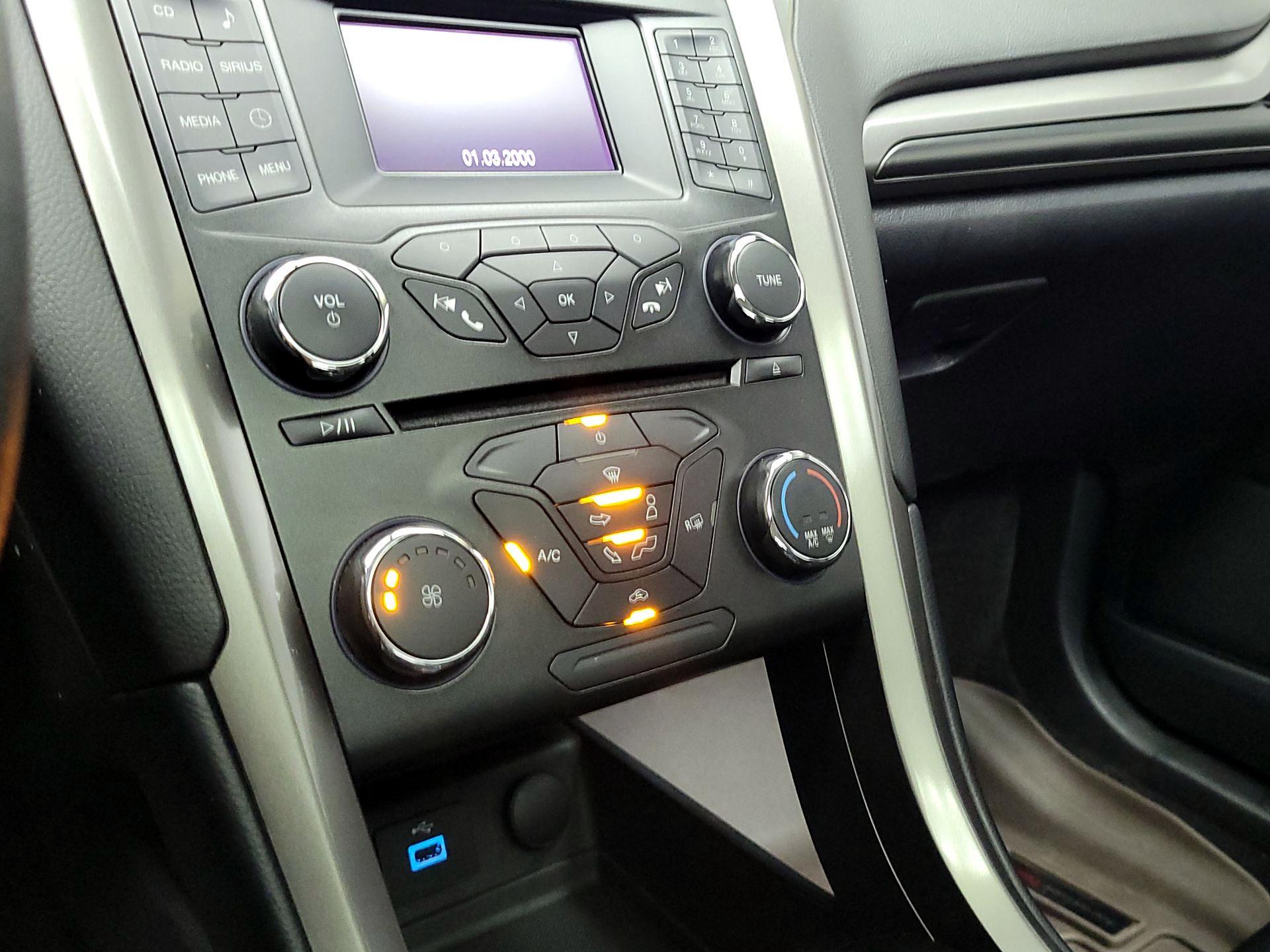 Thumbnail: 2017 Ford Fusion - 16