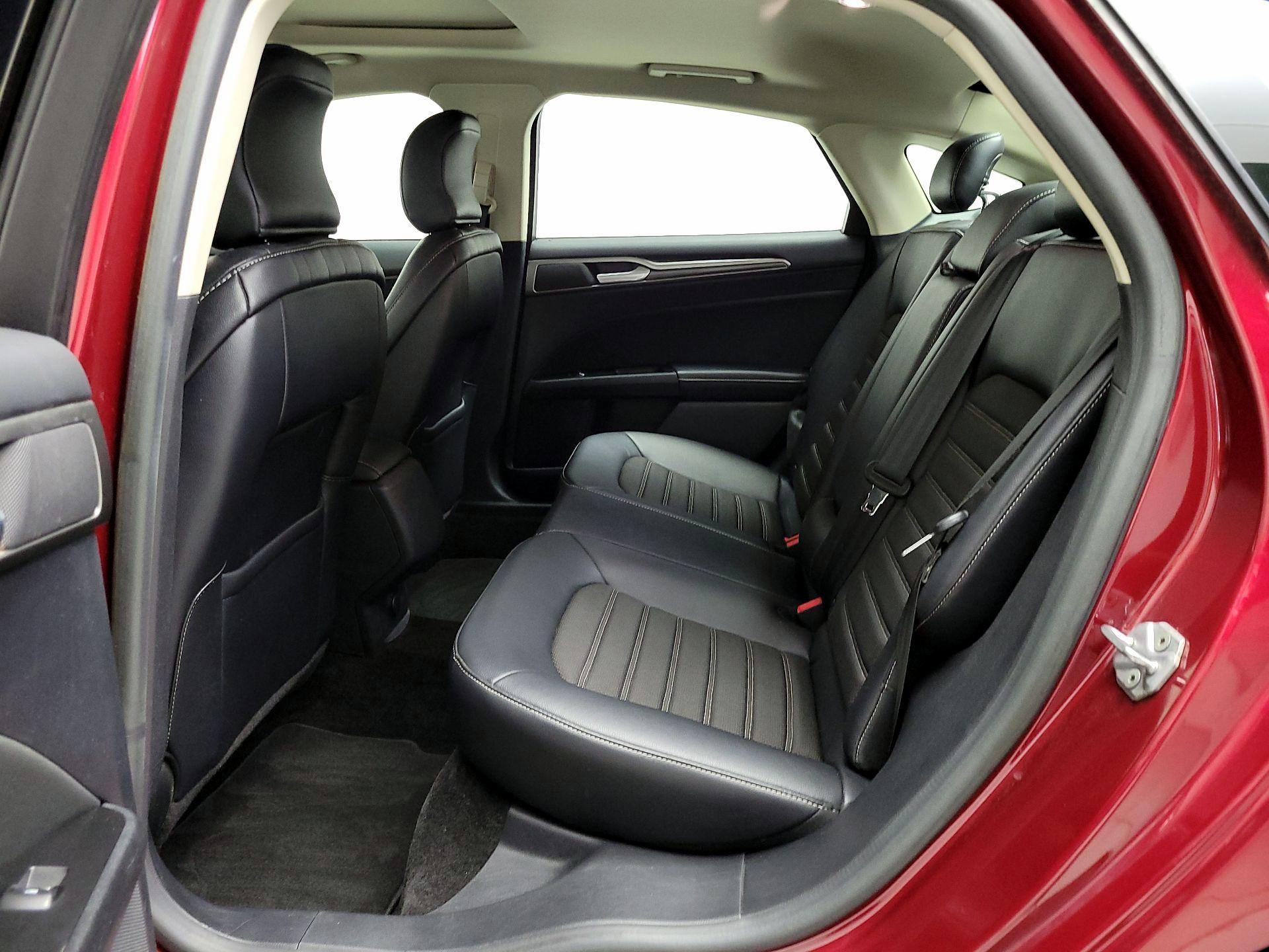 Thumbnail: 2017 Ford Fusion - 20