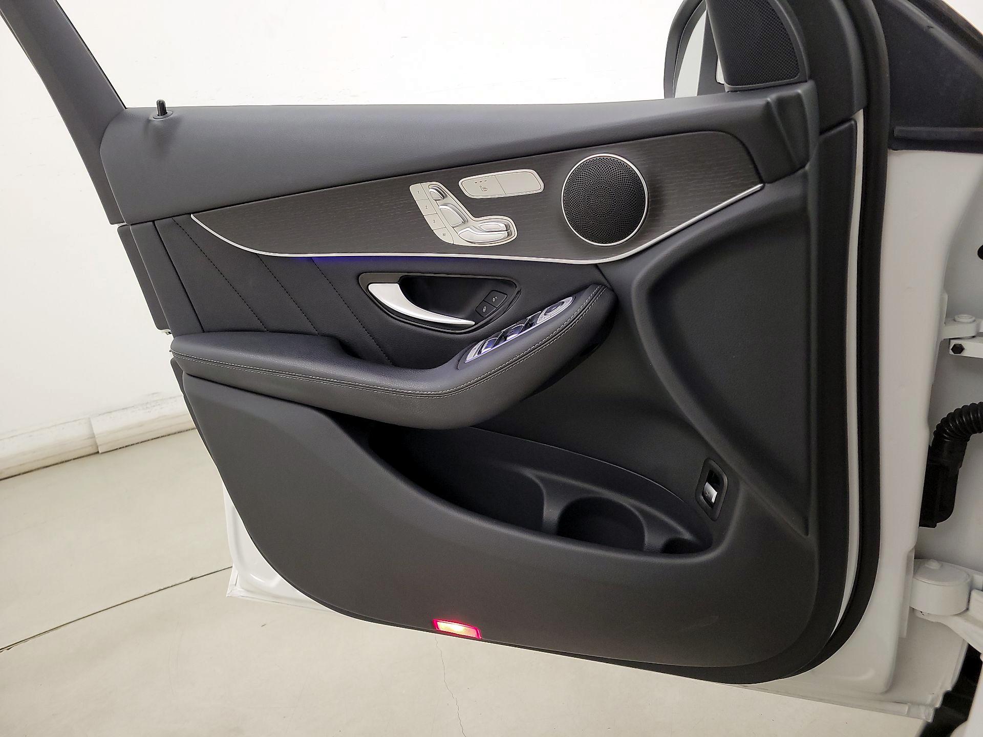 Thumbnail: 2022 Mercedes-Benz GLC - 12