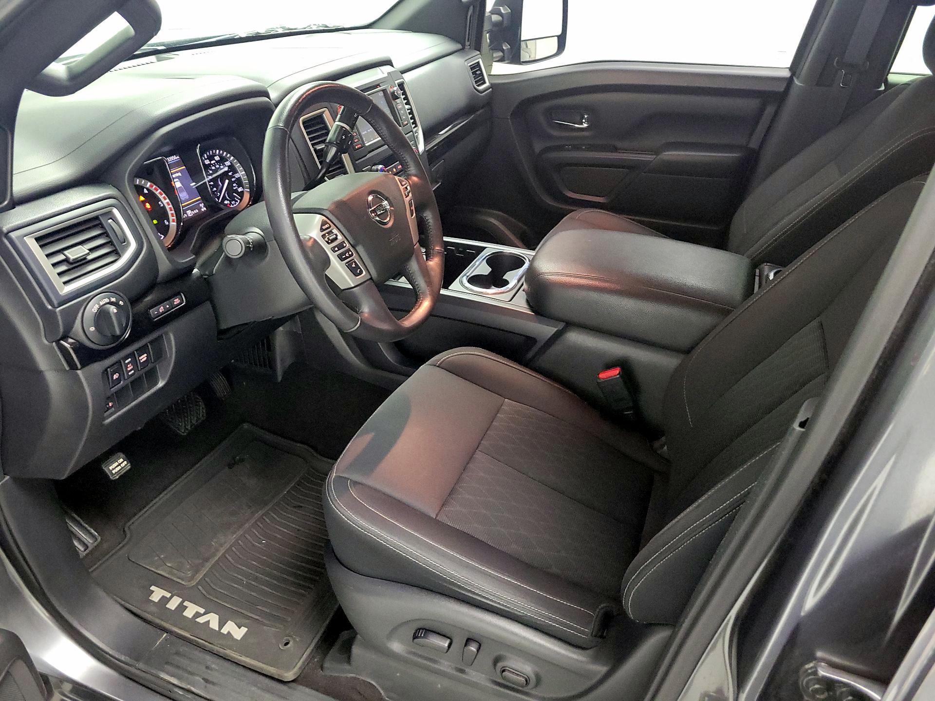 Thumbnail: 2019 Nissan Titan - 11