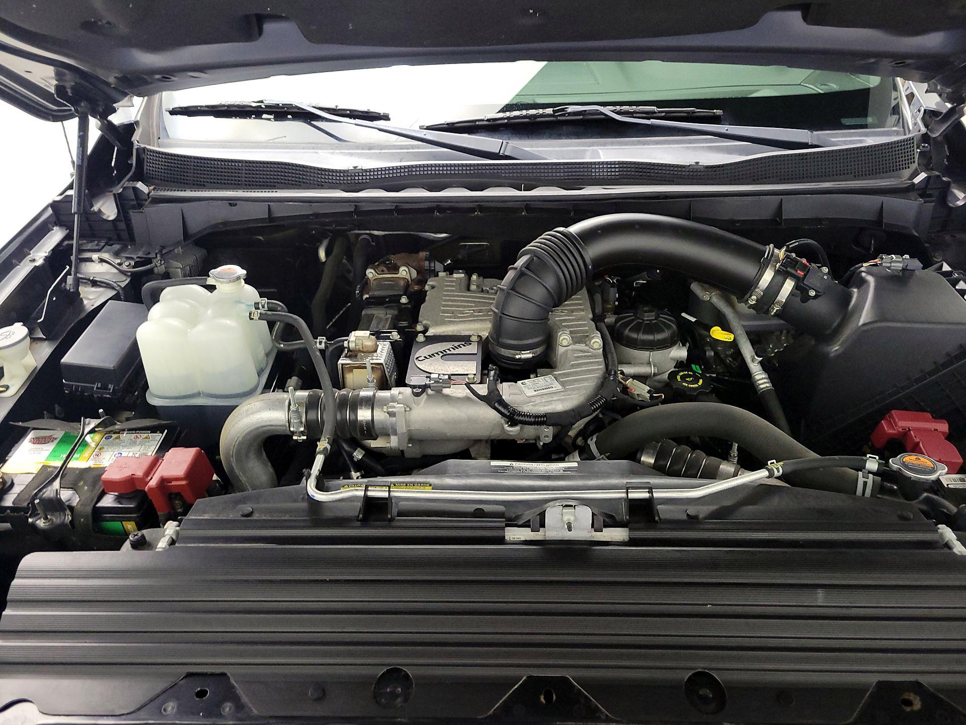 Thumbnail: 2019 Nissan Titan - 17