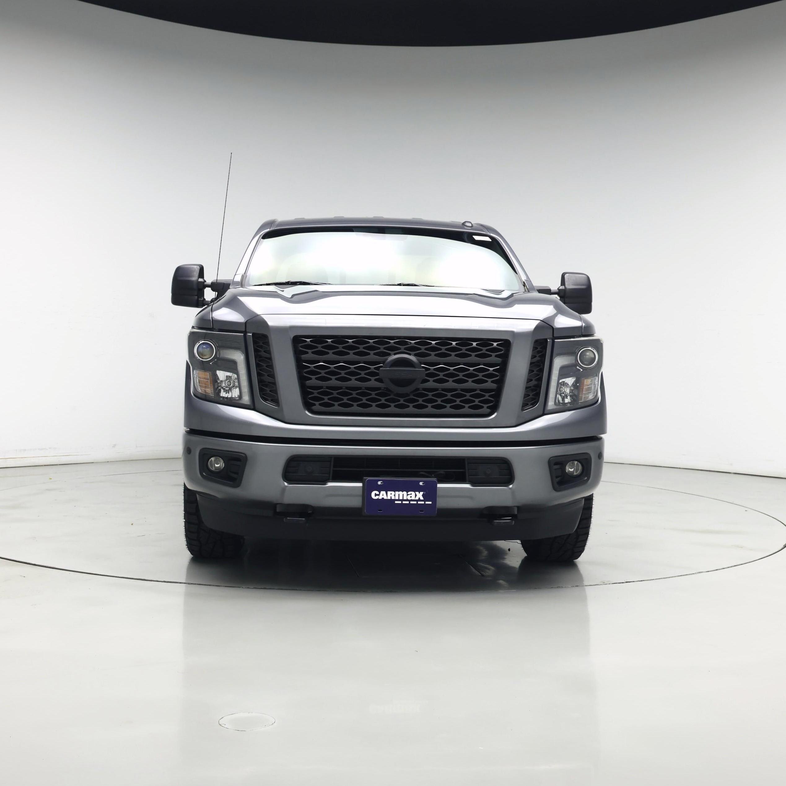 Thumbnail: 2019 Nissan Titan - 5