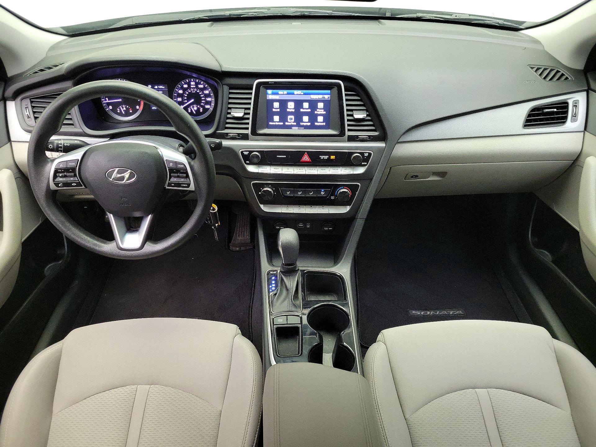 Thumbnail: 2019 Hyundai Sonata - 9