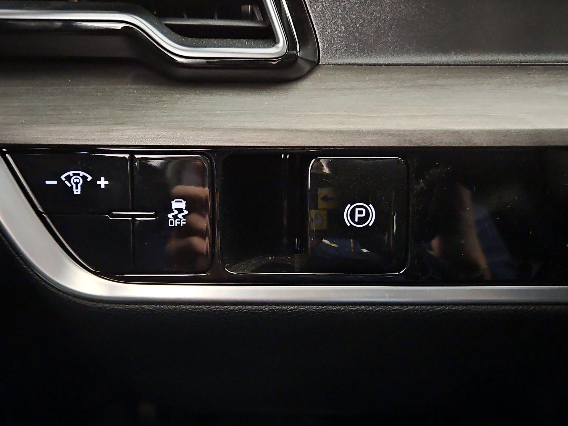 Thumbnail: 2024 Kia Sportage - 13