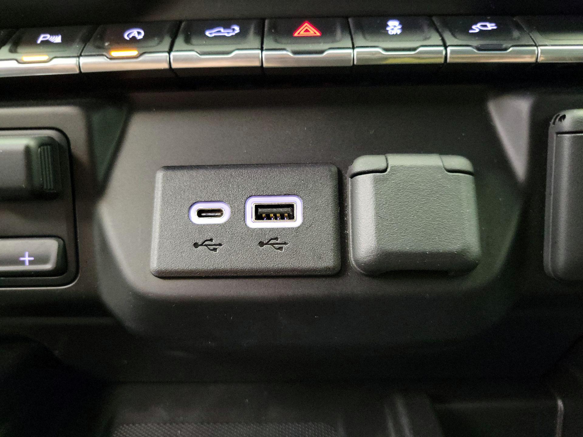 Thumbnail: 2021 GMC Sierra 1500 - 19