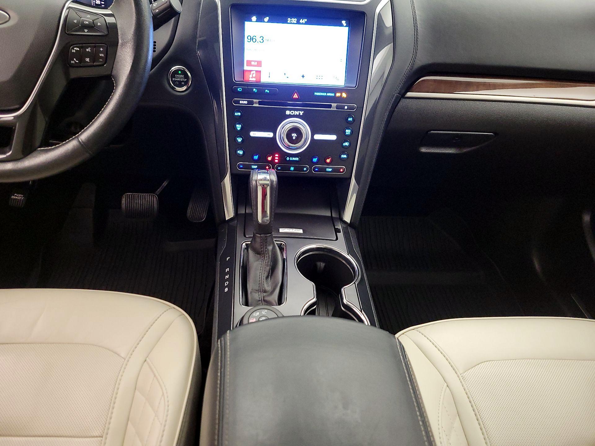 Thumbnail: 2017 Ford Explorer - 17