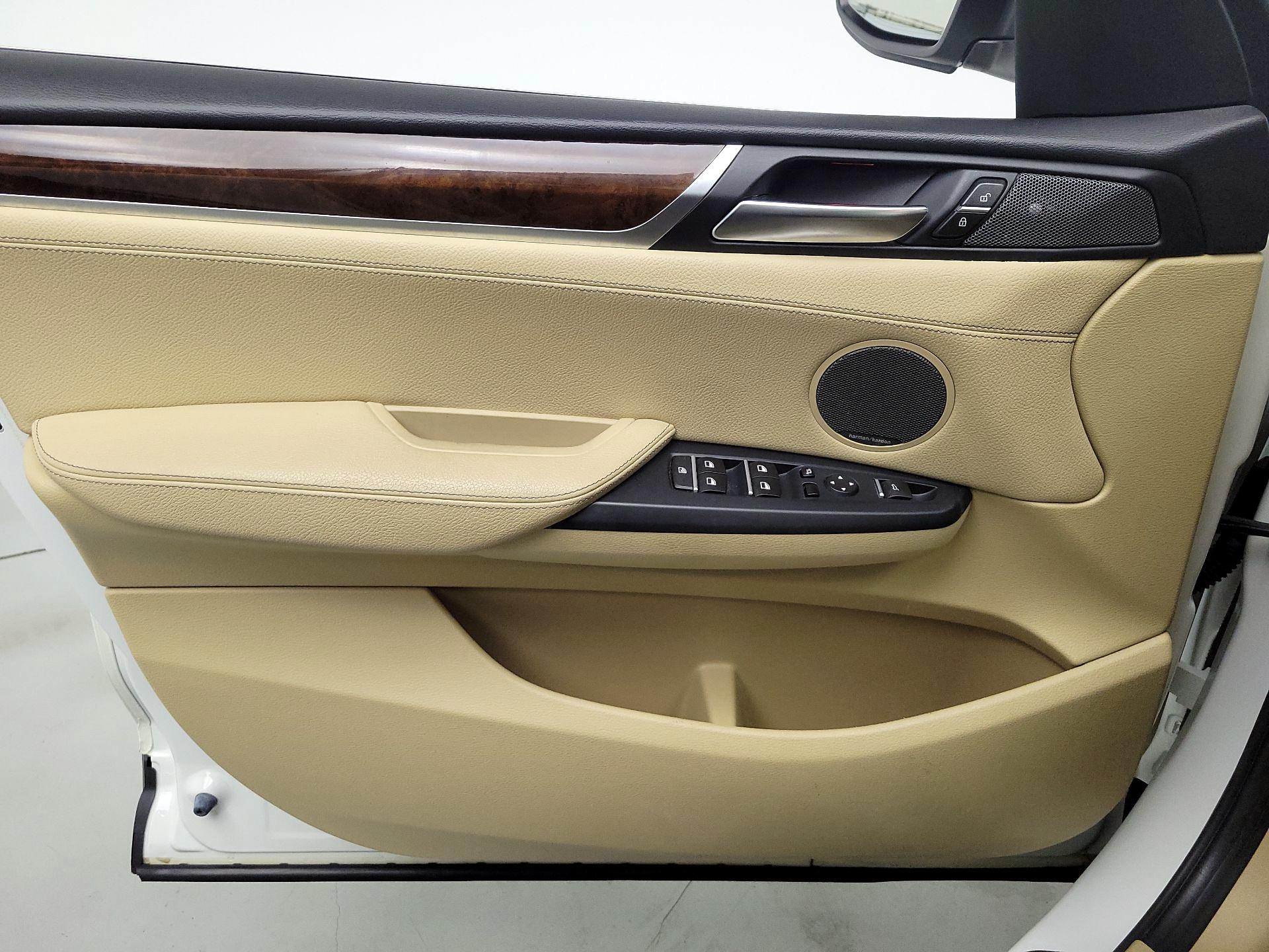 Thumbnail: 2016 BMW X3 - 12