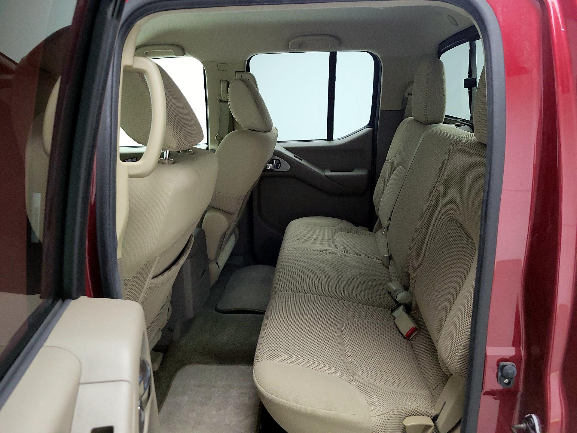 Thumbnail: 2014 Nissan Frontier - 16