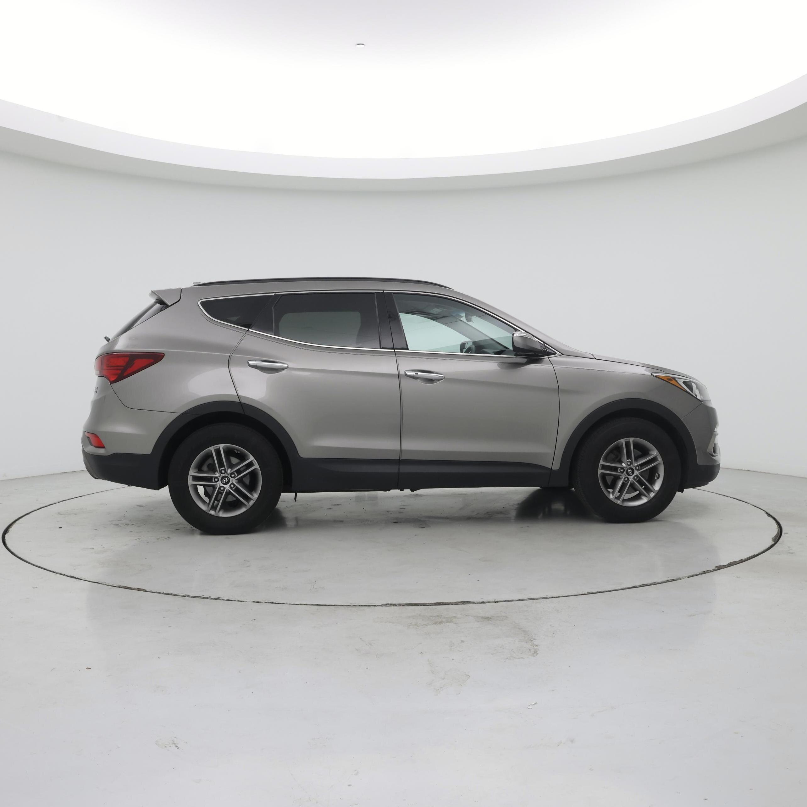 Thumbnail: 2018 Hyundai Santa Fe - 7