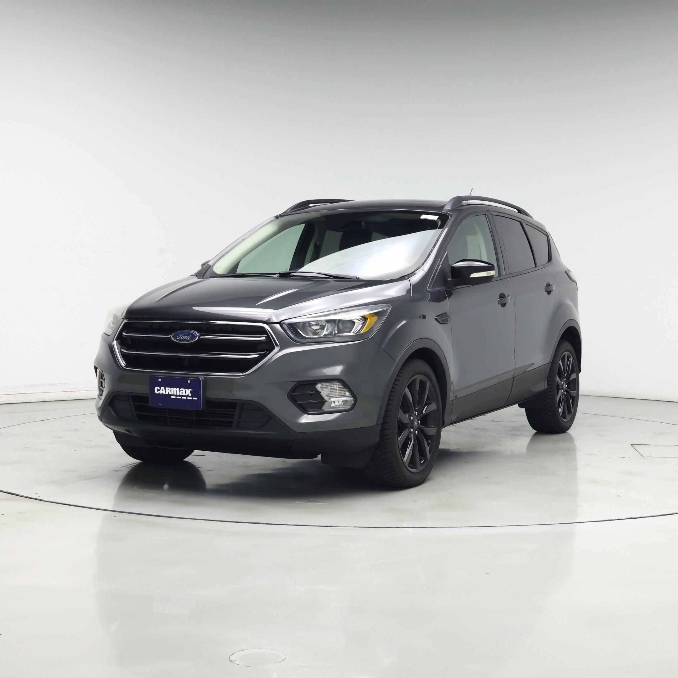 Thumbnail: 2017 Ford Escape - 4