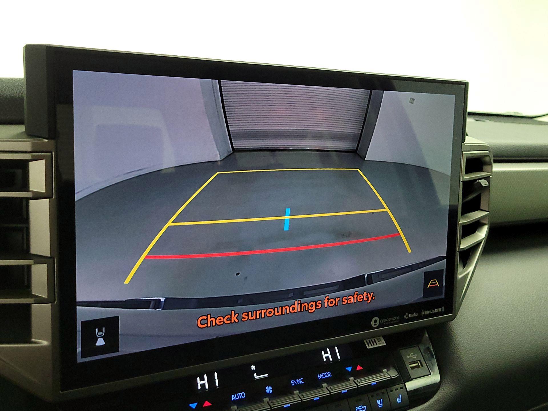 Thumbnail: 2022 Toyota Tundra - 14