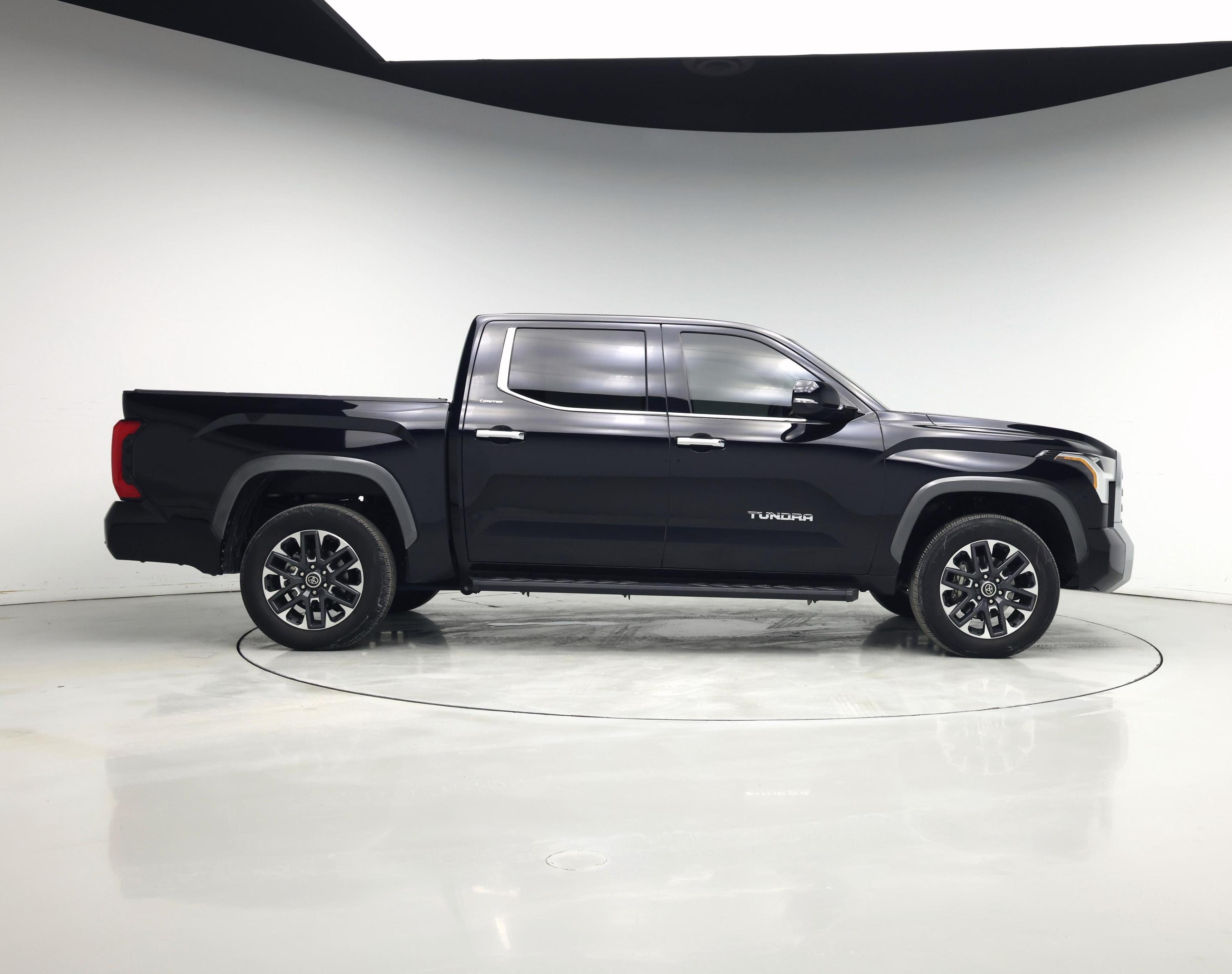 Thumbnail: 2022 Toyota Tundra - 7