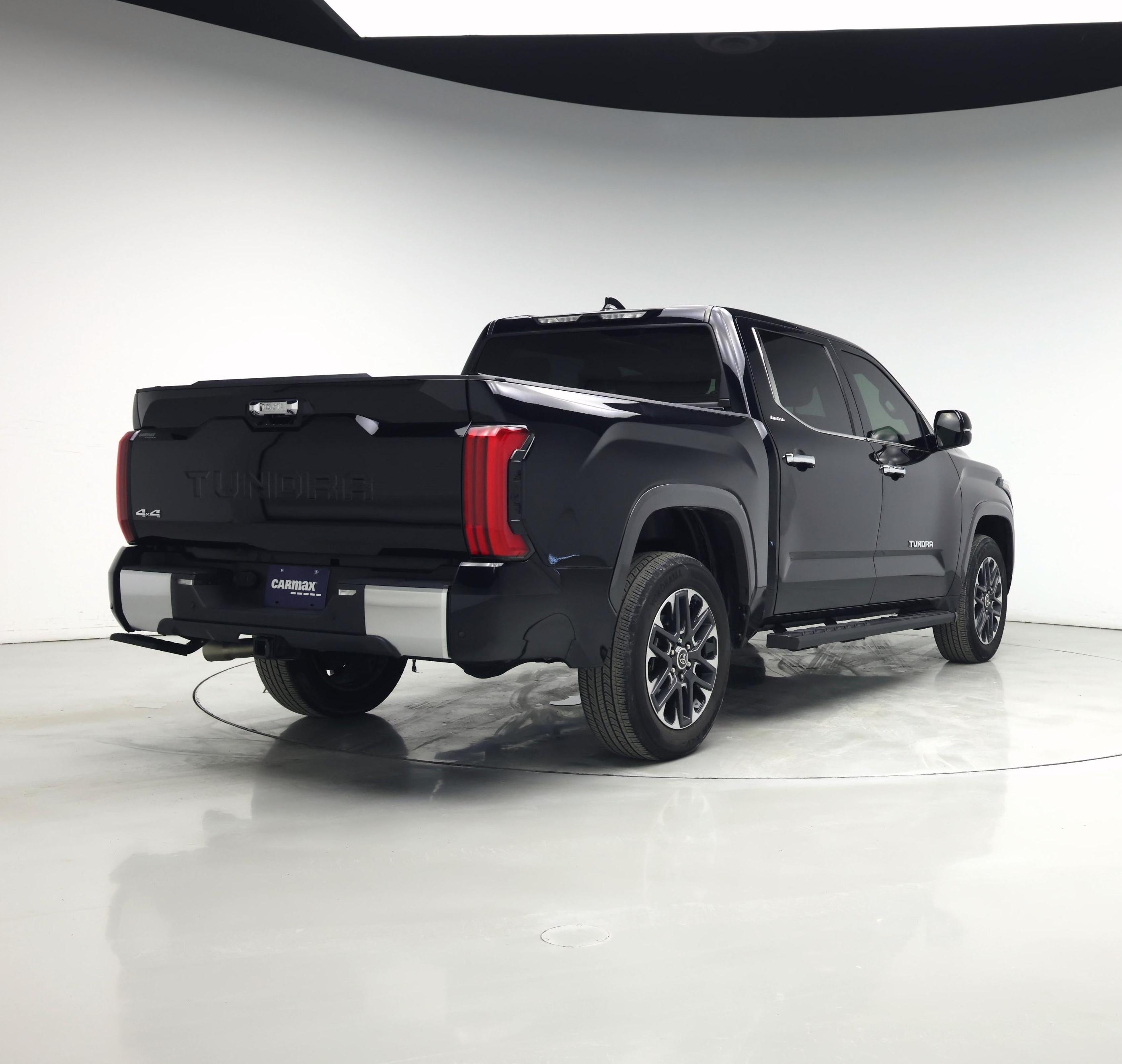 Thumbnail: 2022 Toyota Tundra - 8