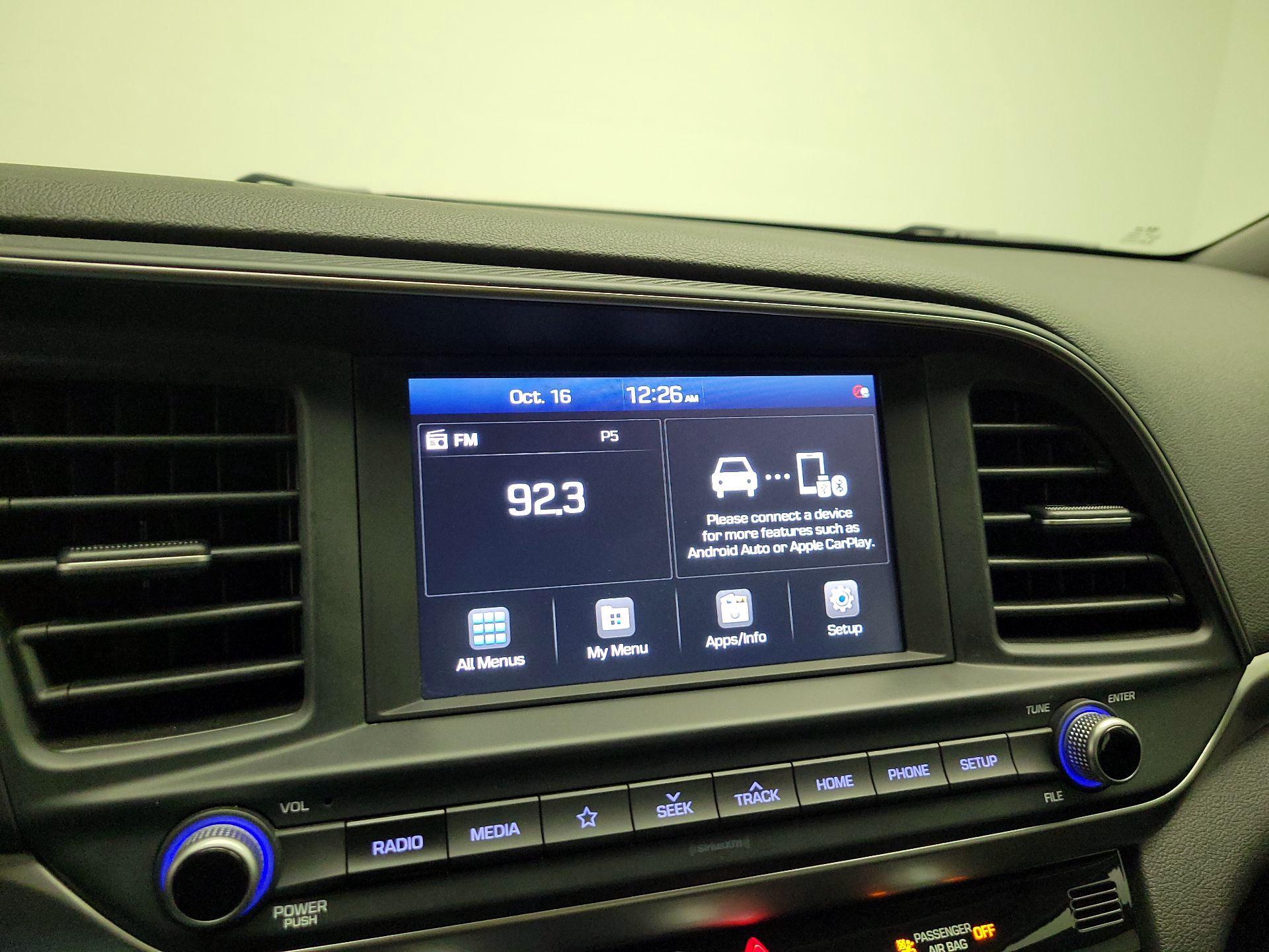 Thumbnail: 2019 Hyundai Elantra - 14