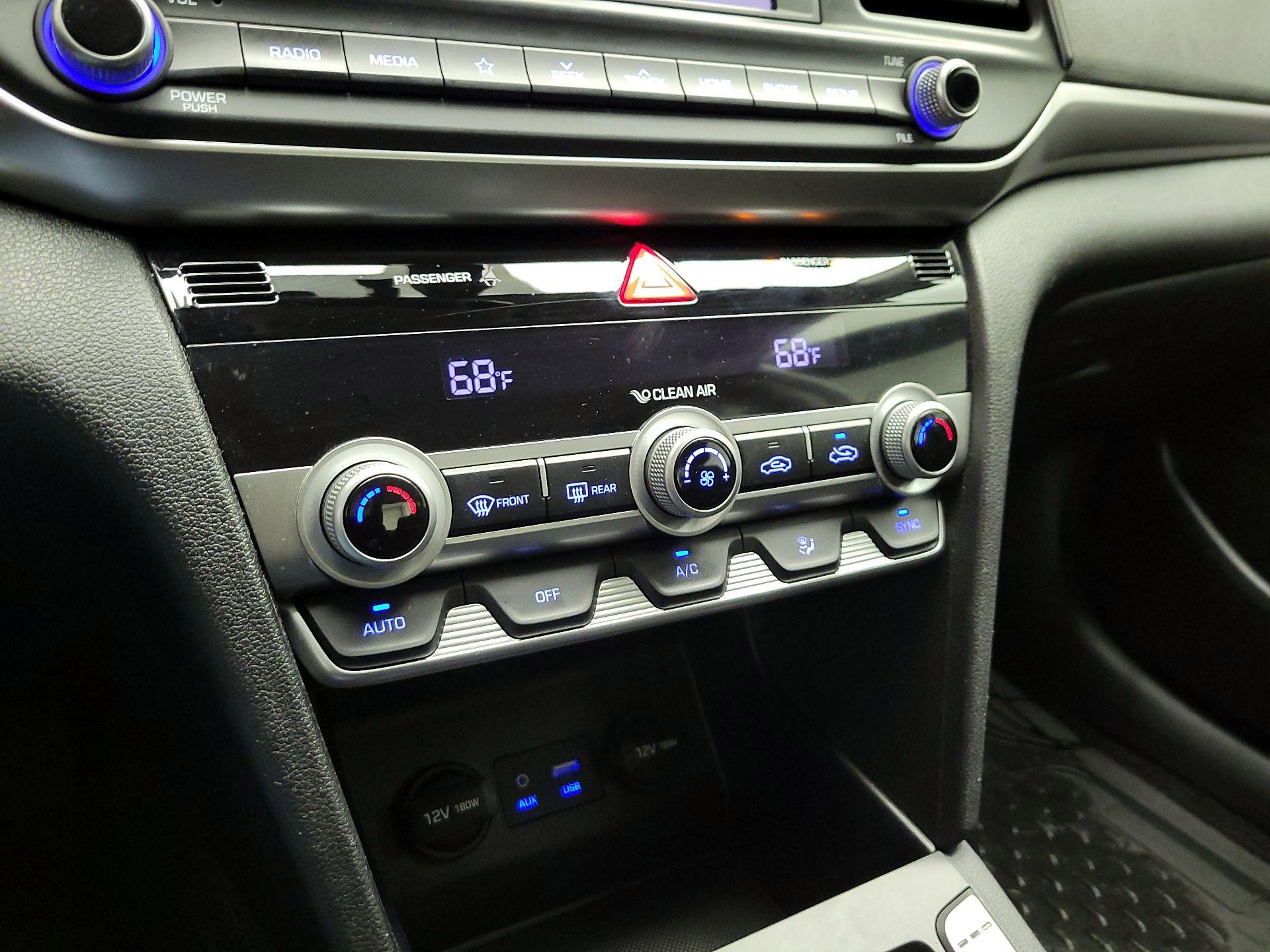 Thumbnail: 2019 Hyundai Elantra - 15