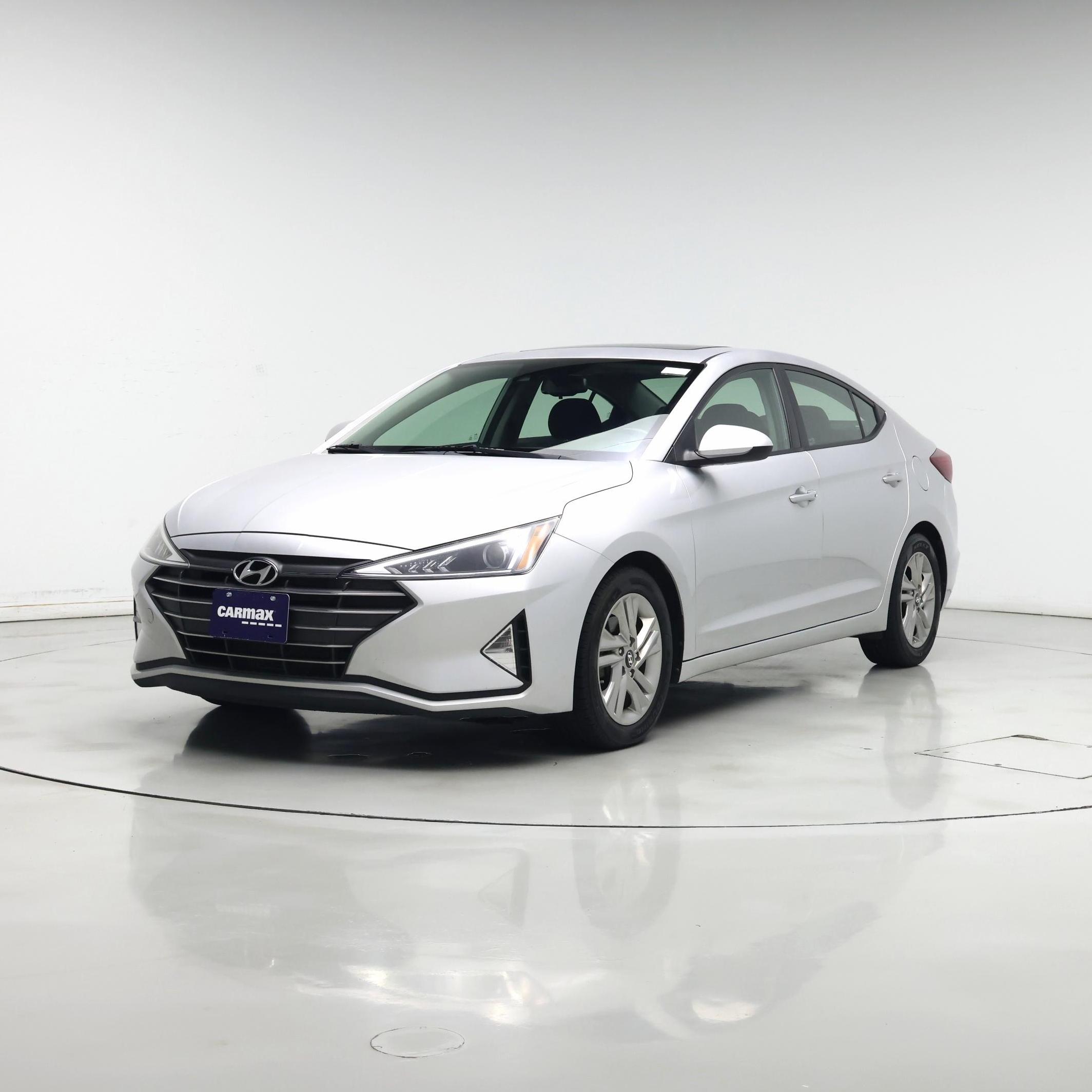 Thumbnail: 2019 Hyundai Elantra - 4