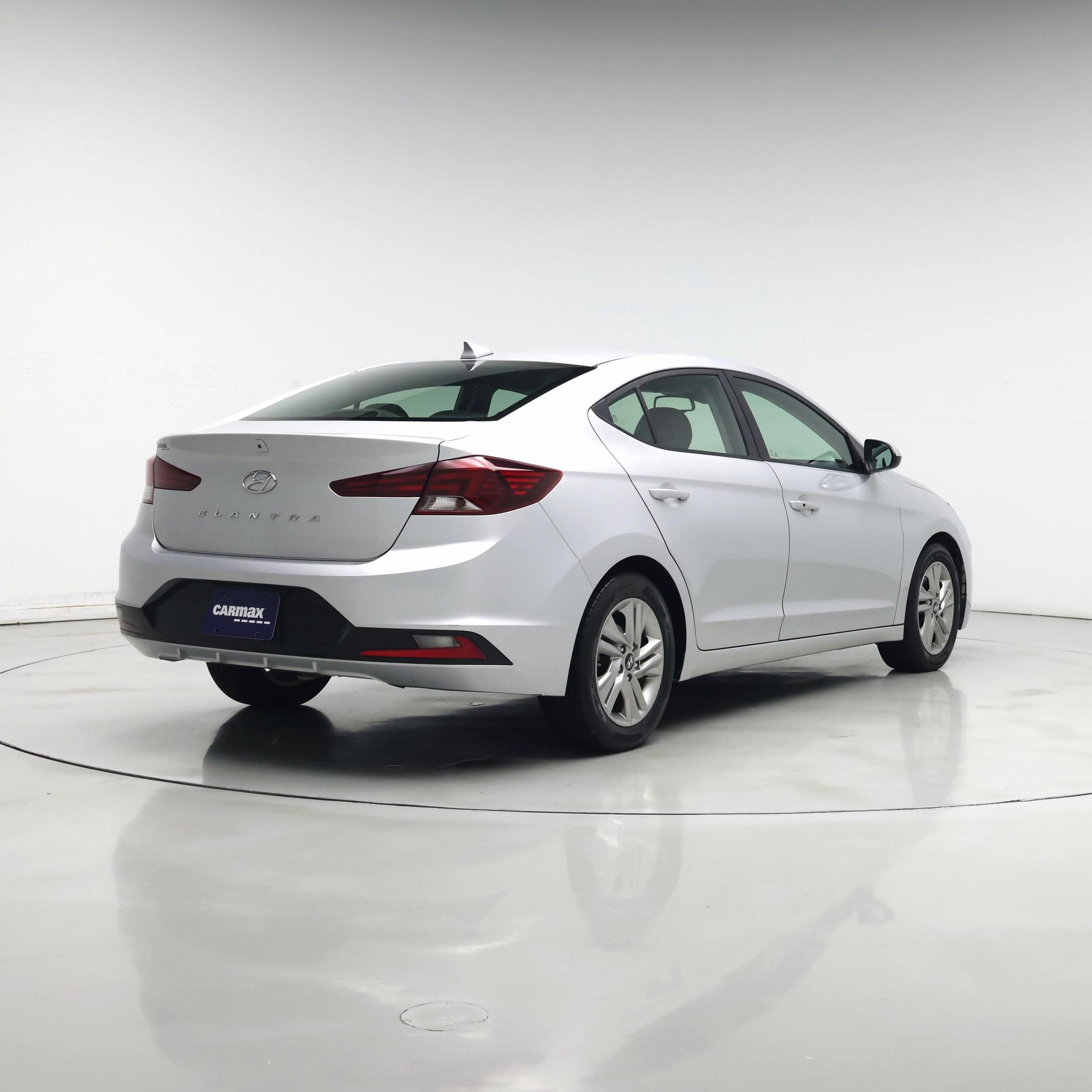 Thumbnail: 2019 Hyundai Elantra - 8