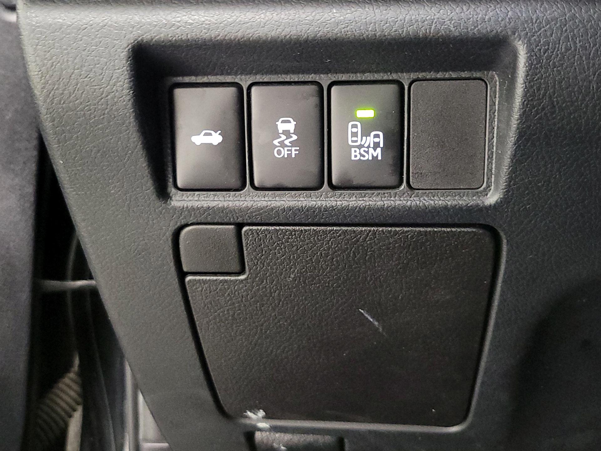 Thumbnail: 2014 Toyota Avalon - 13