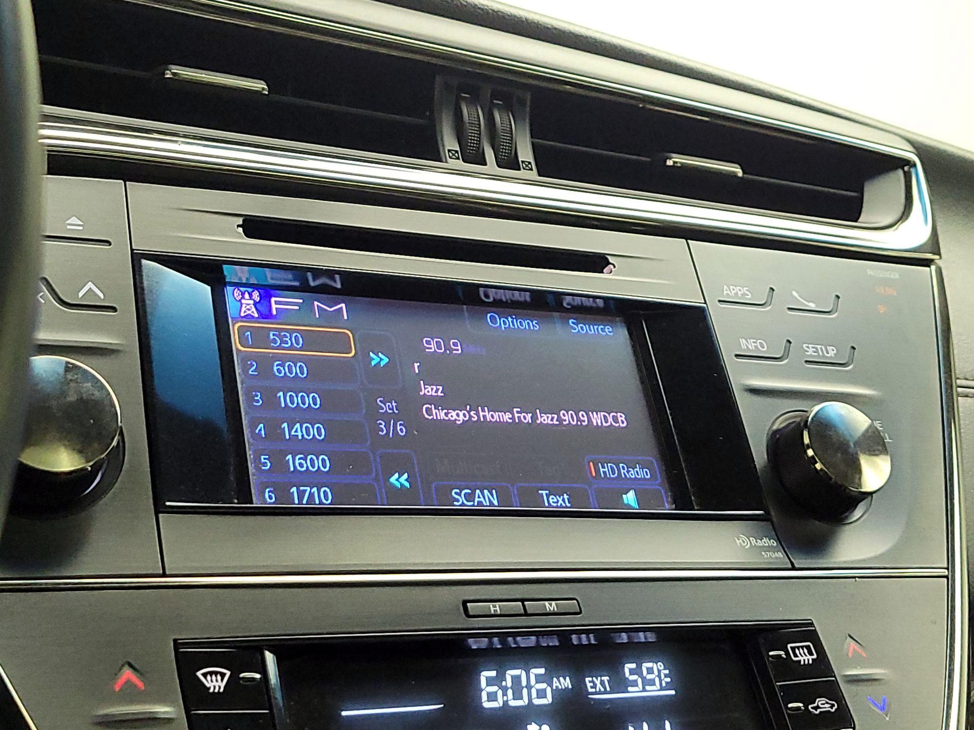 Thumbnail: 2014 Toyota Avalon - 15