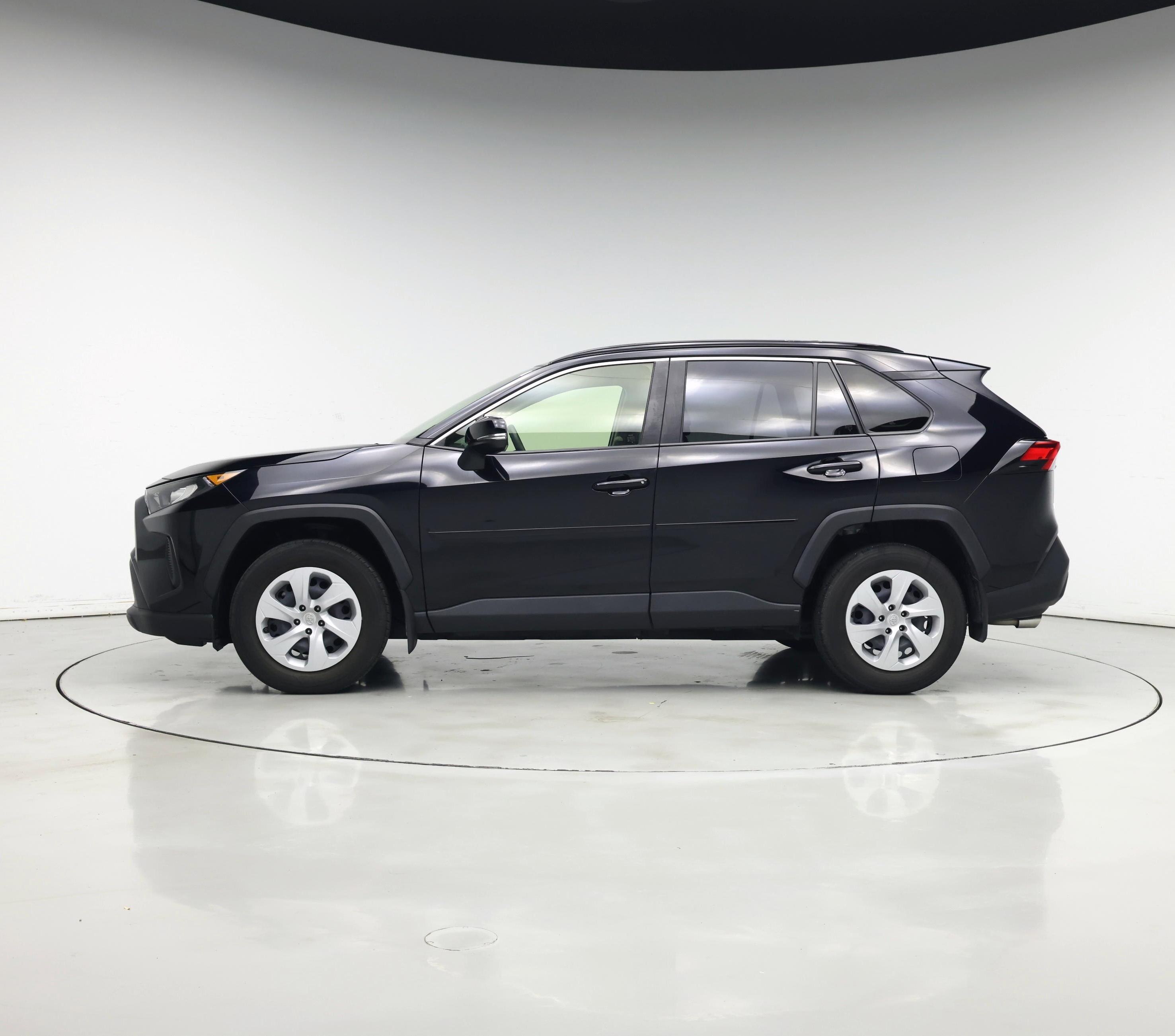 Thumbnail: 2020 Toyota RAV4 - 3