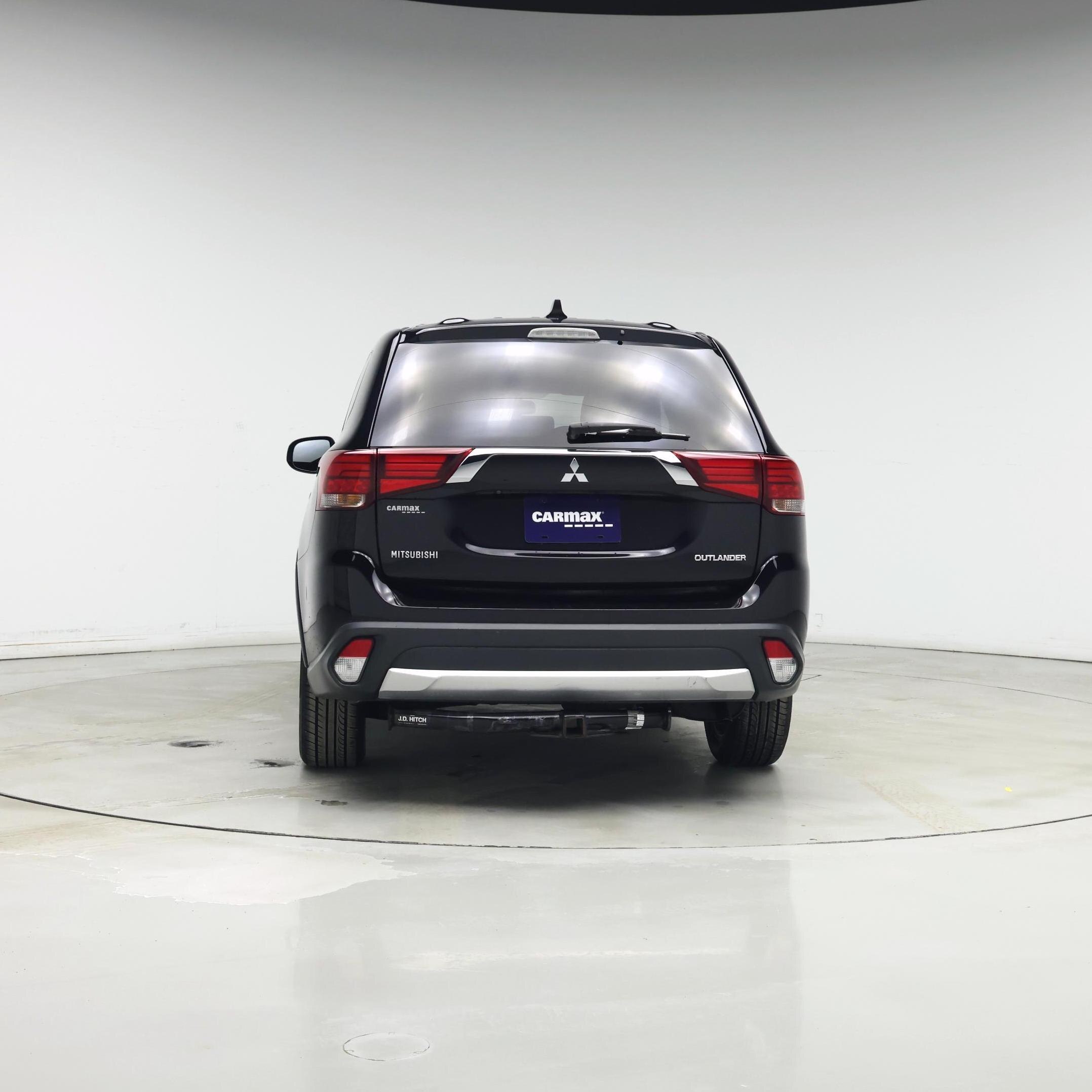 Thumbnail: 2017 Mitsubishi Outlander - 6