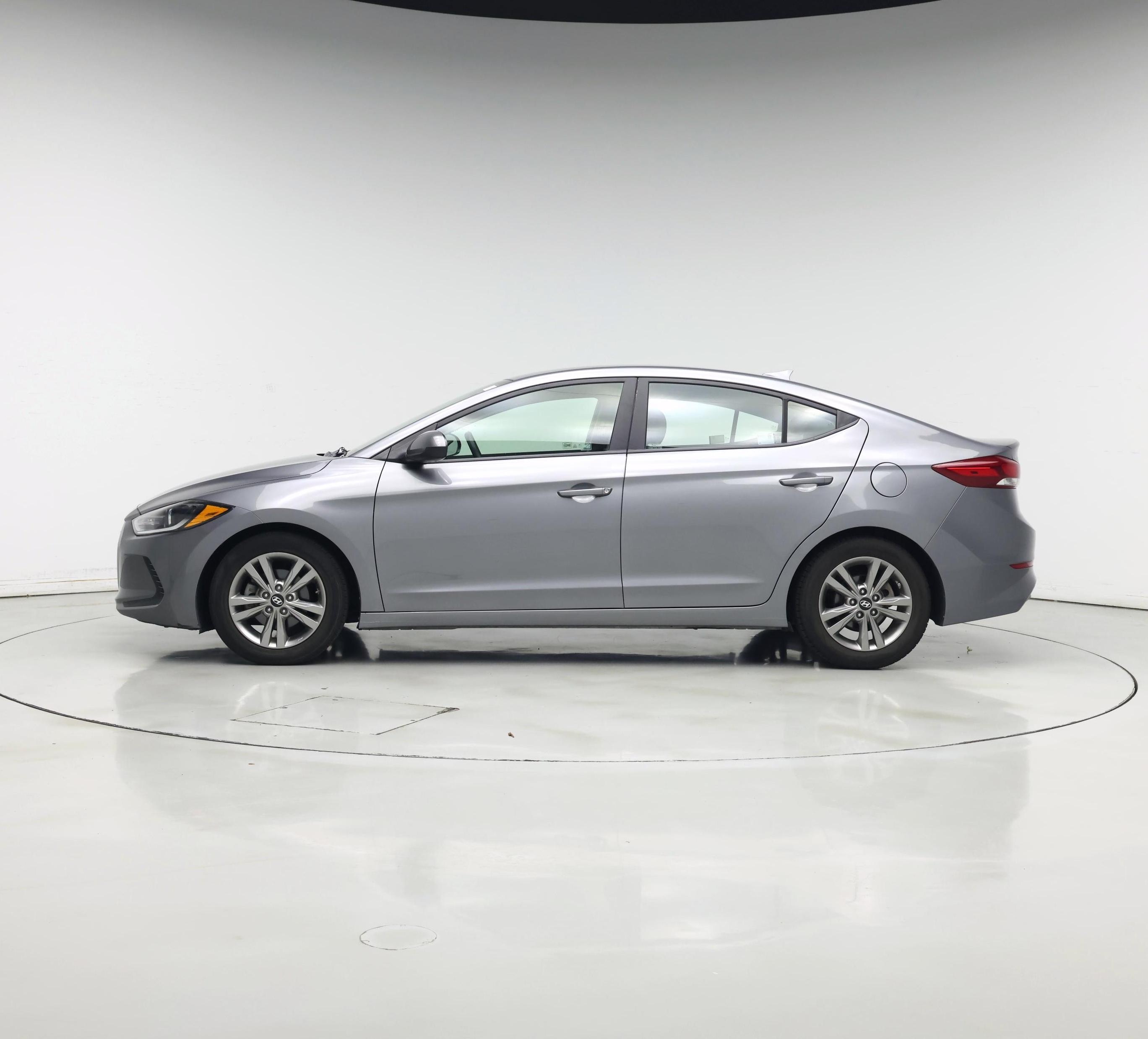 Thumbnail: 2018 Hyundai Elantra - 3