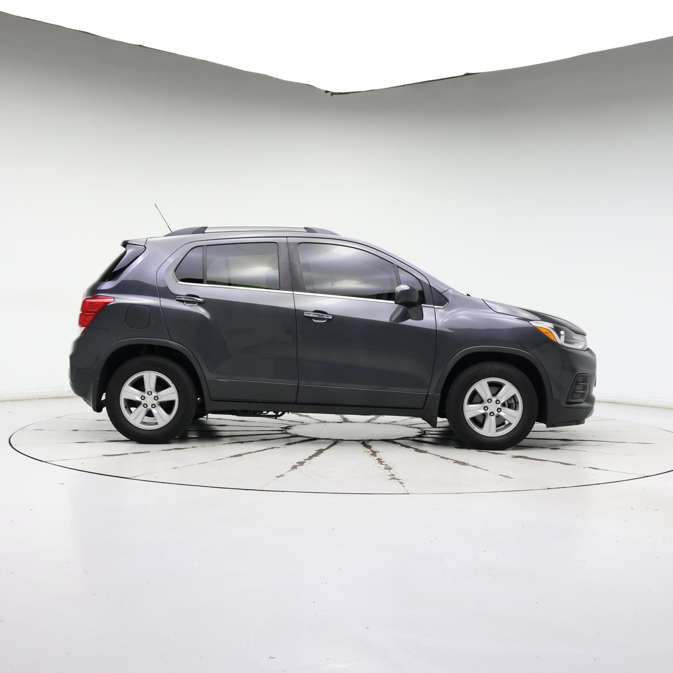 Thumbnail: 2017 Chevrolet Trax - 7