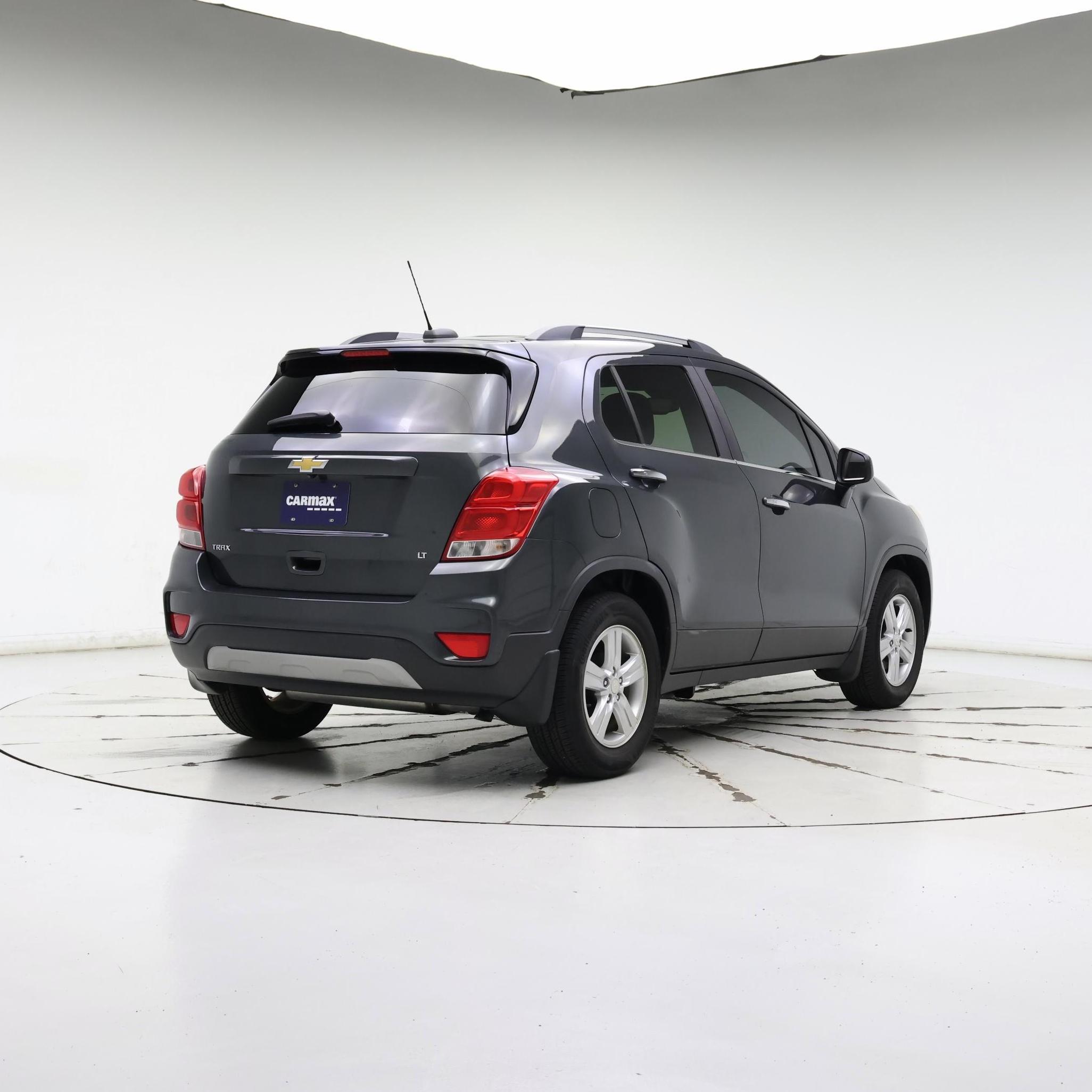 Thumbnail: 2017 Chevrolet Trax - 8