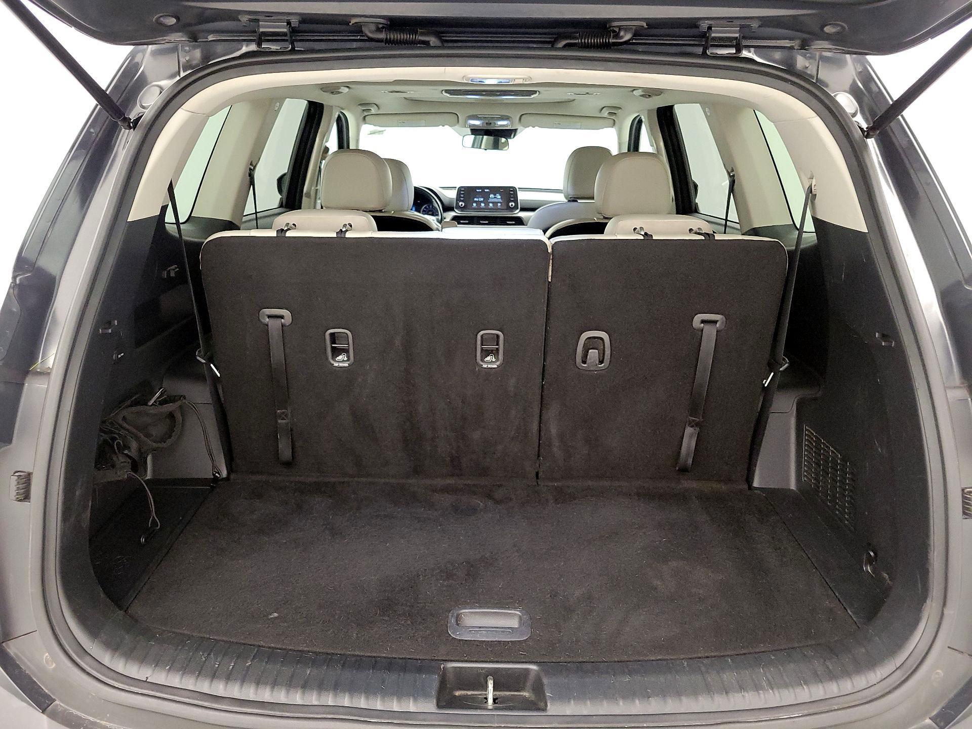 Thumbnail: 2021 Kia Telluride - 18