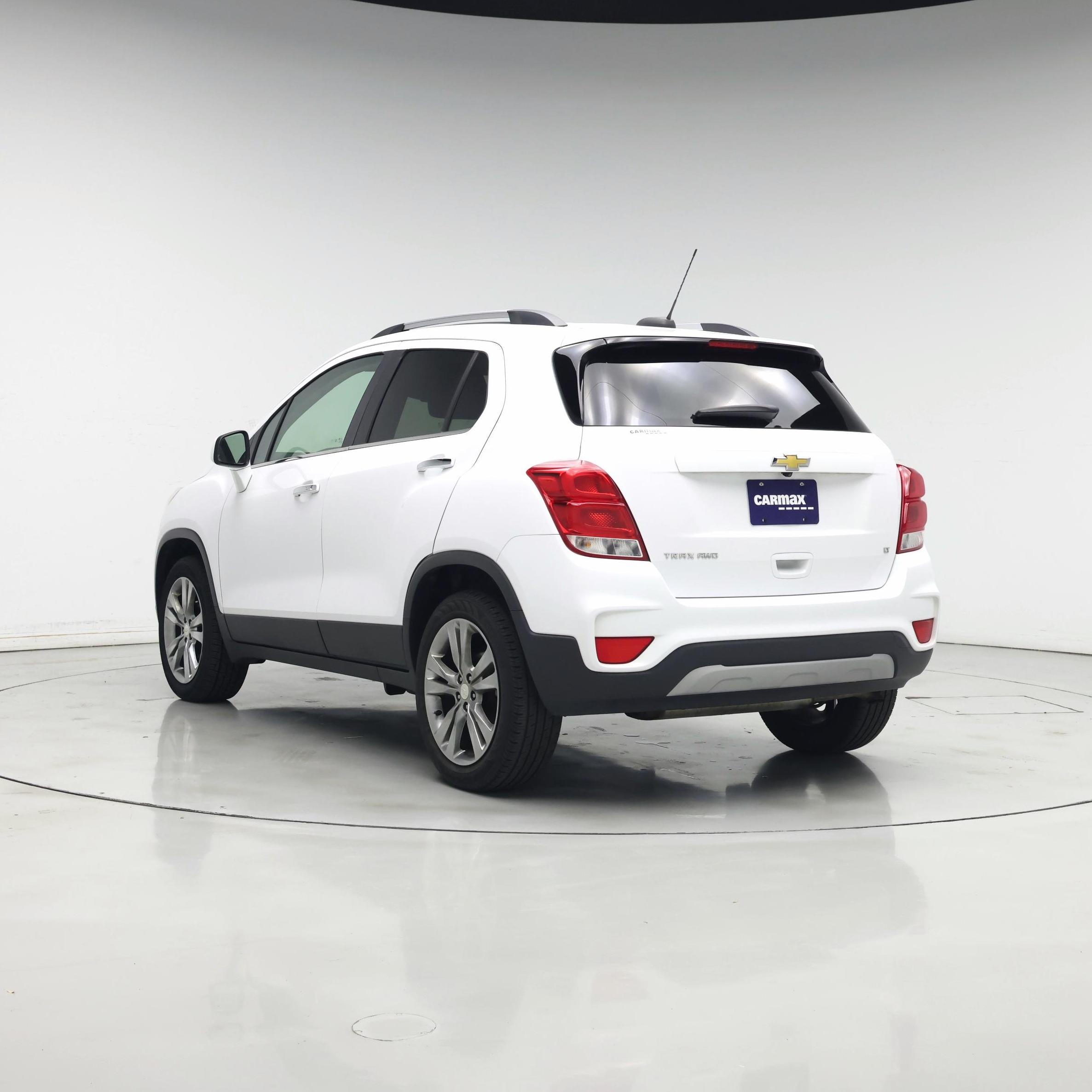 Thumbnail: 2019 Chevrolet Trax - 2