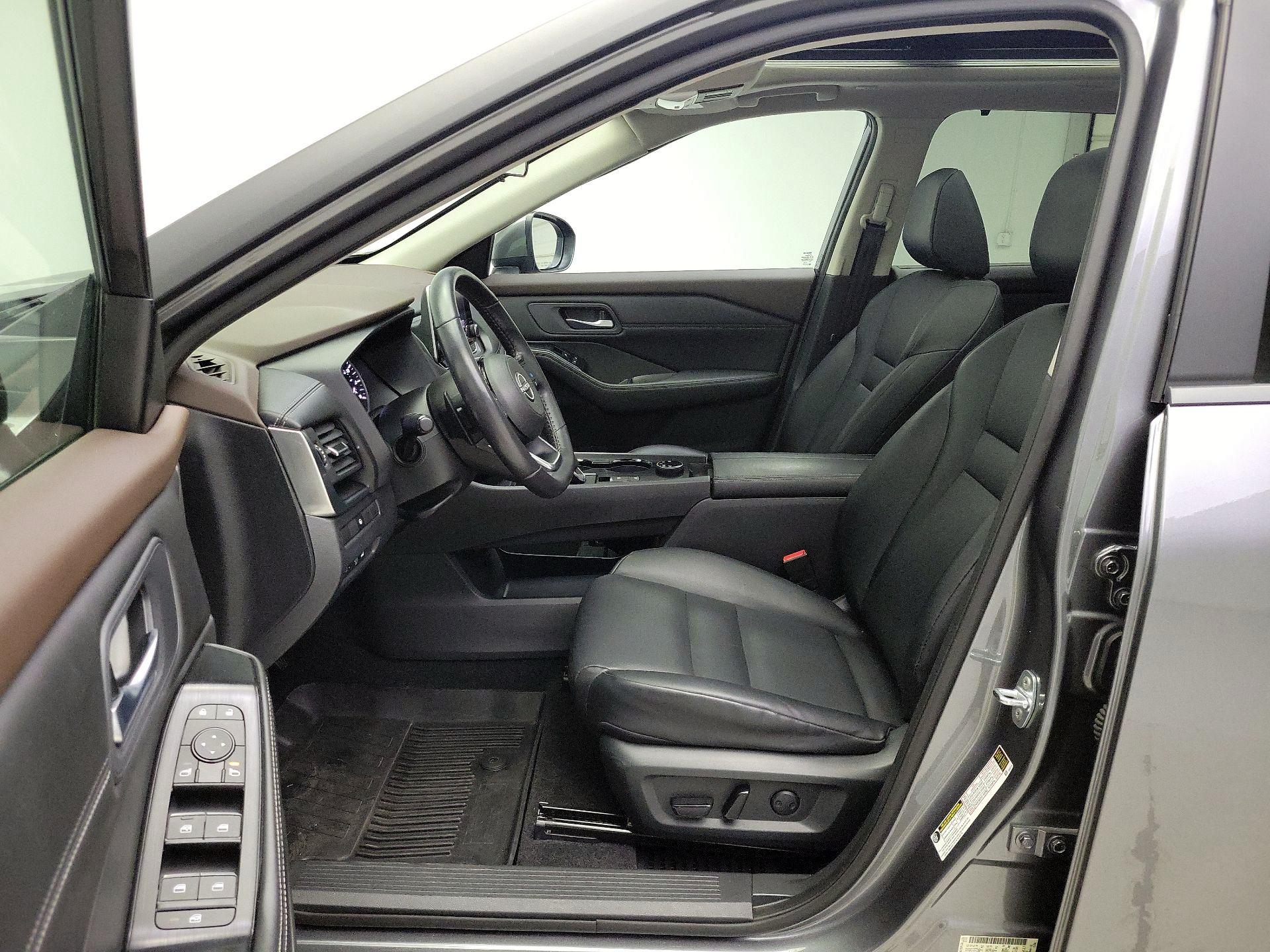 Thumbnail: 2023 Nissan Rogue - 11