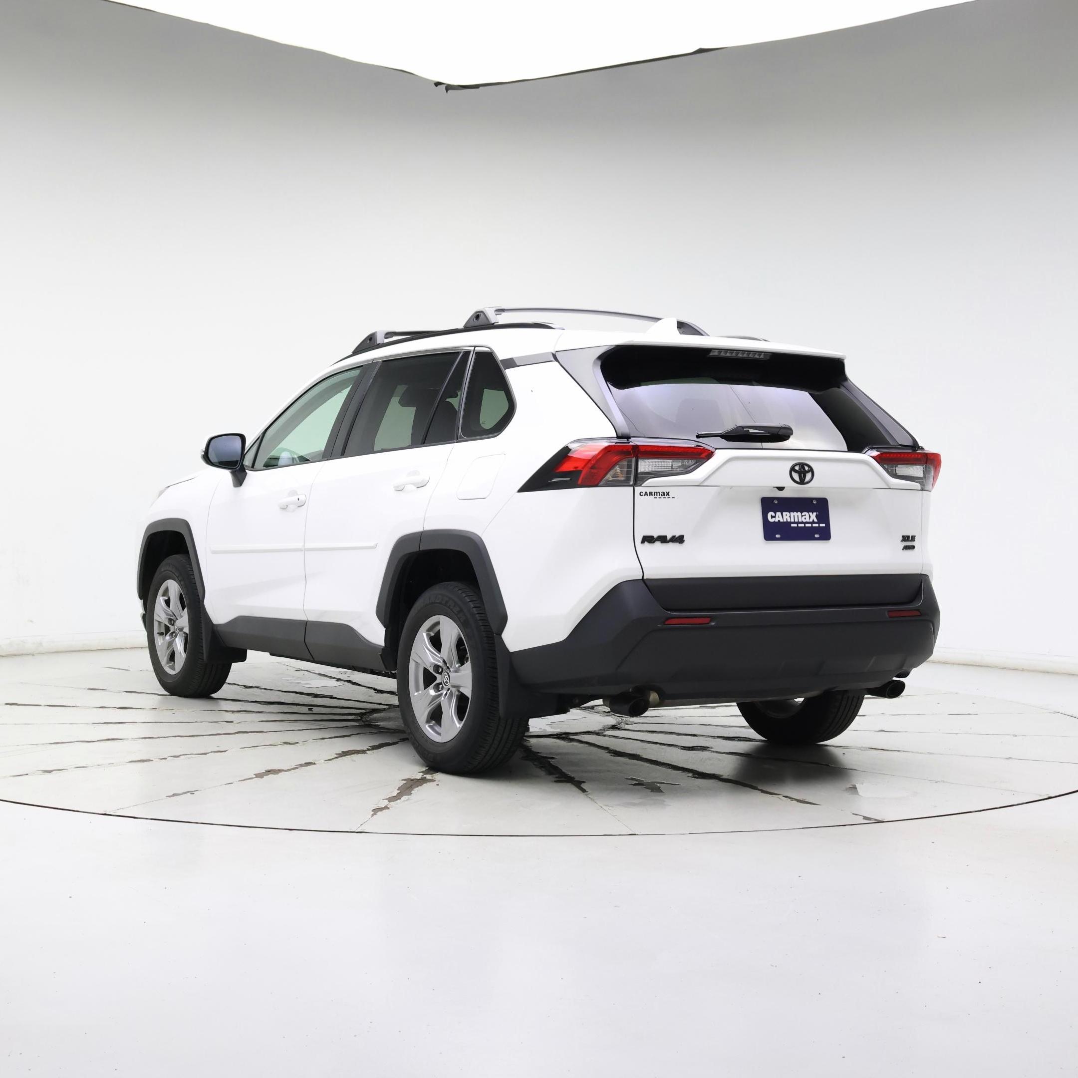 Thumbnail: 2022 Toyota RAV4 - 2