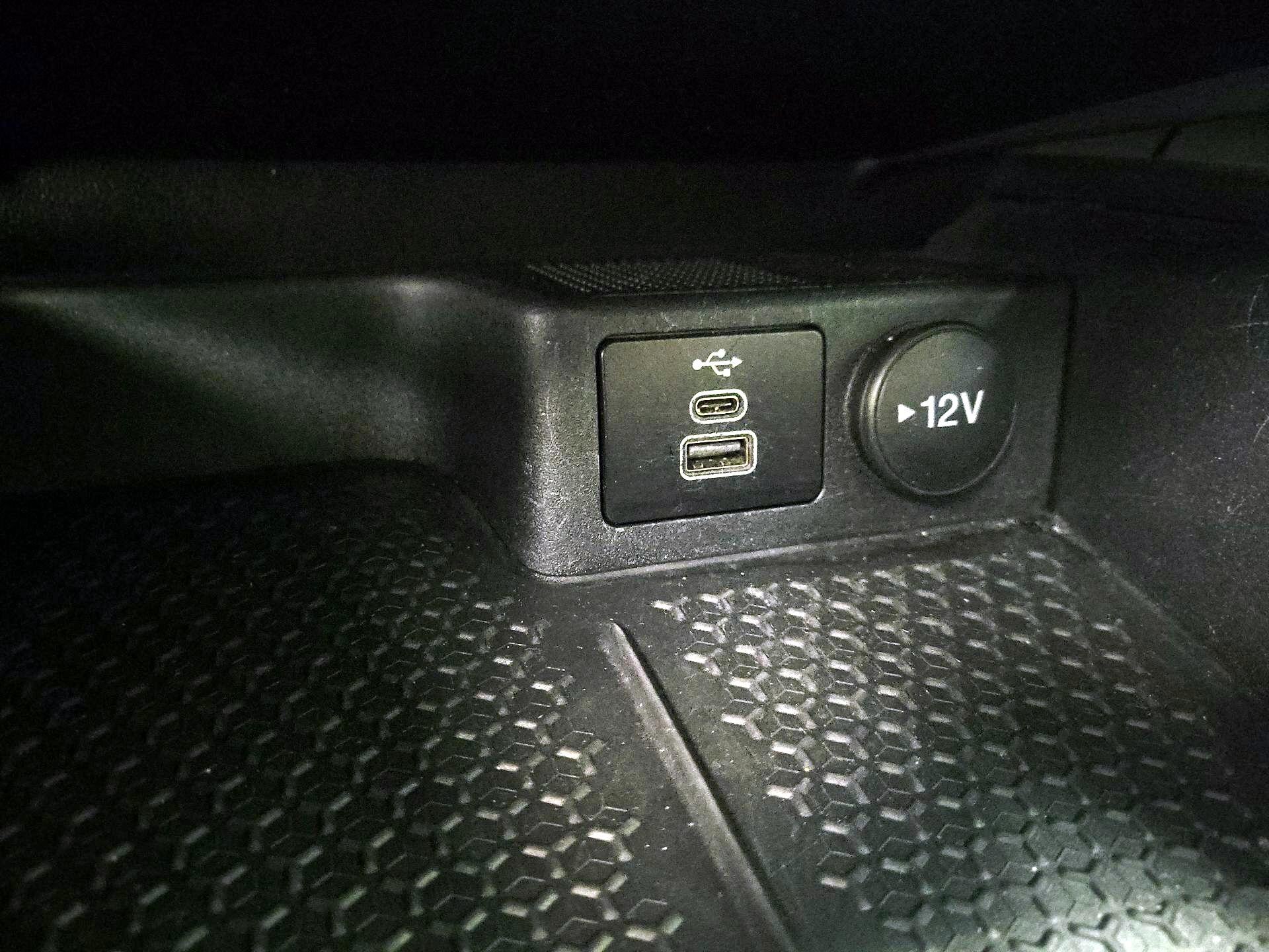 Thumbnail: 2023 Ford Bronco Sport - 18