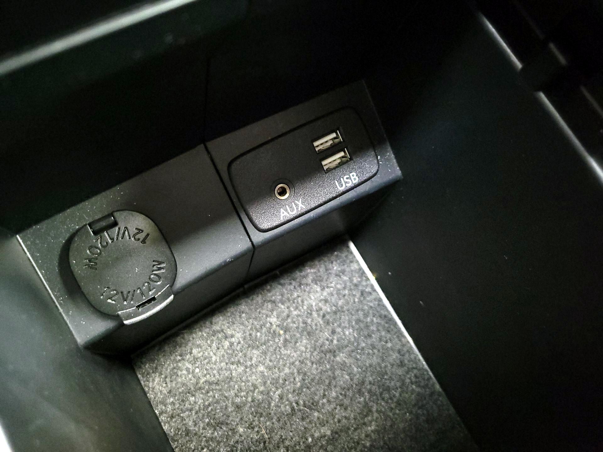 Thumbnail: 2016 Subaru Forester - 18