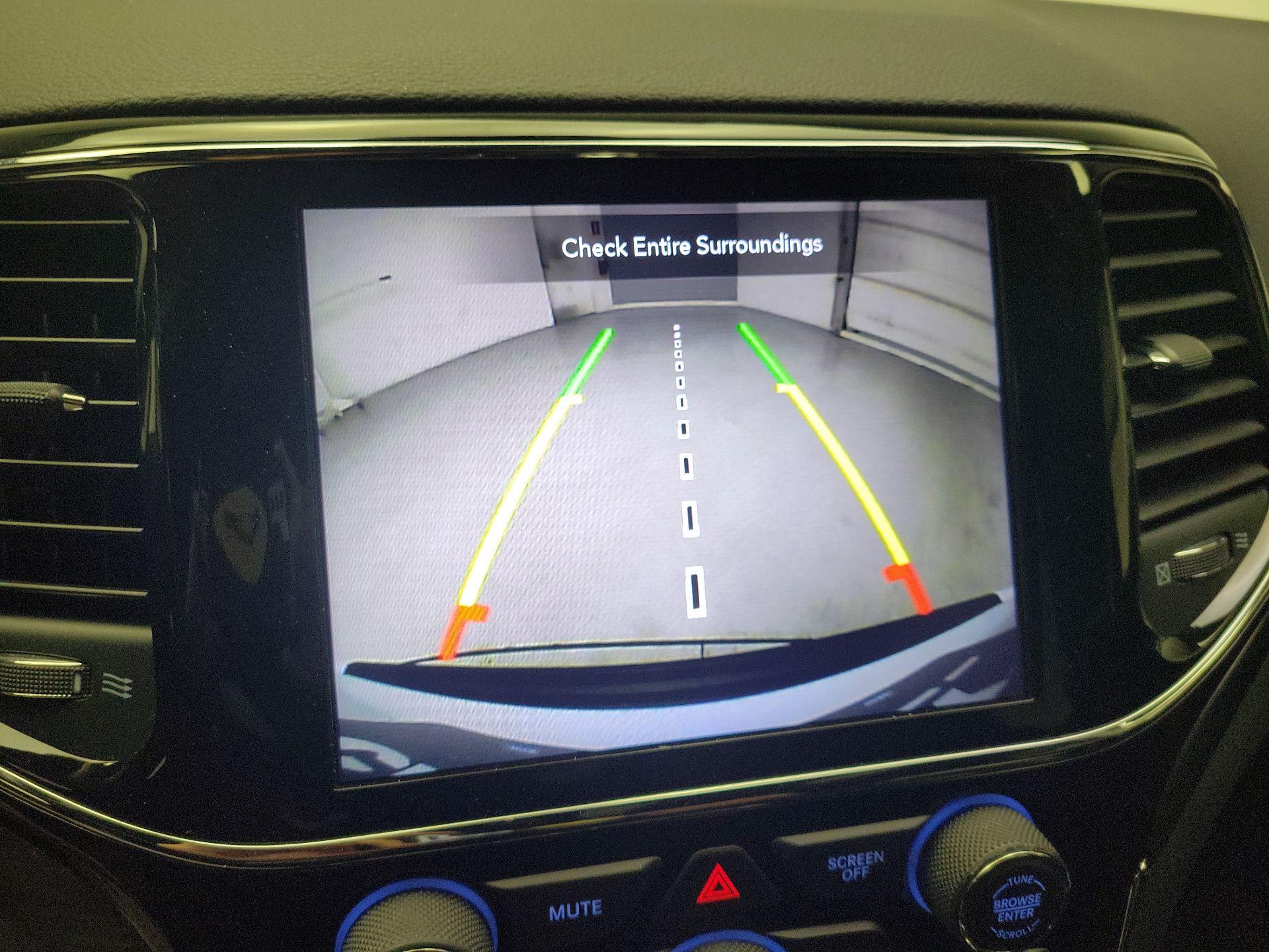 Thumbnail: 2020 Jeep Grand Cherokee - 15