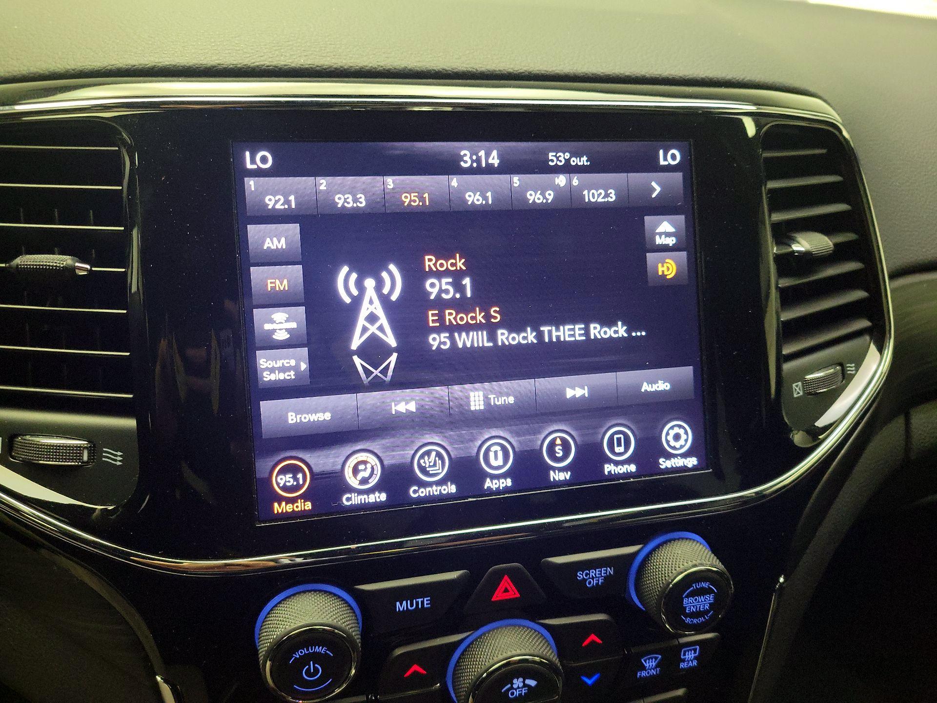 Thumbnail: 2020 Jeep Grand Cherokee - 16