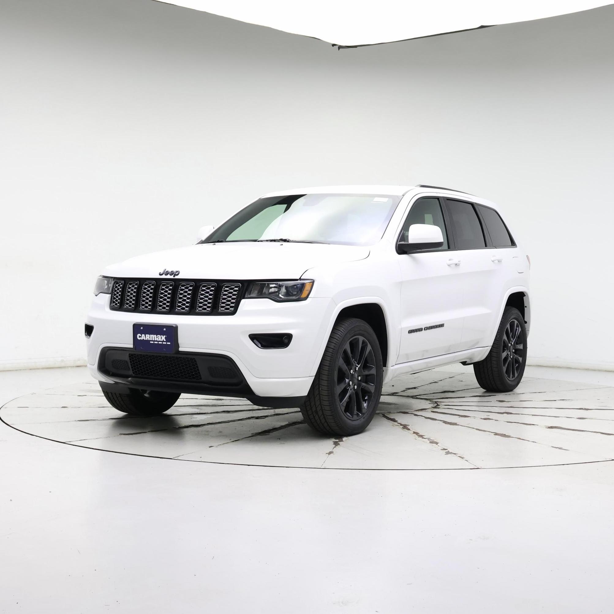 Thumbnail: 2020 Jeep Grand Cherokee - 4