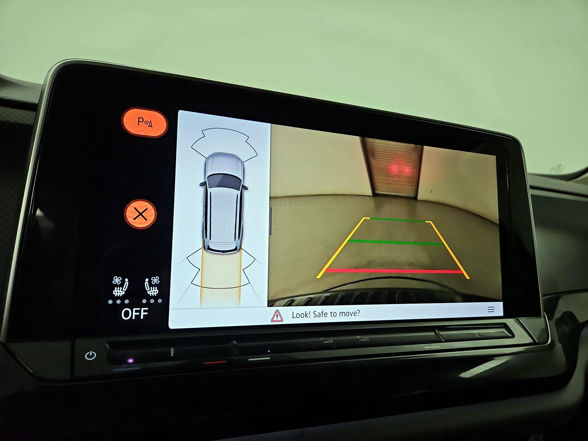 Thumbnail: 2024 Volkswagen Atlas - 14