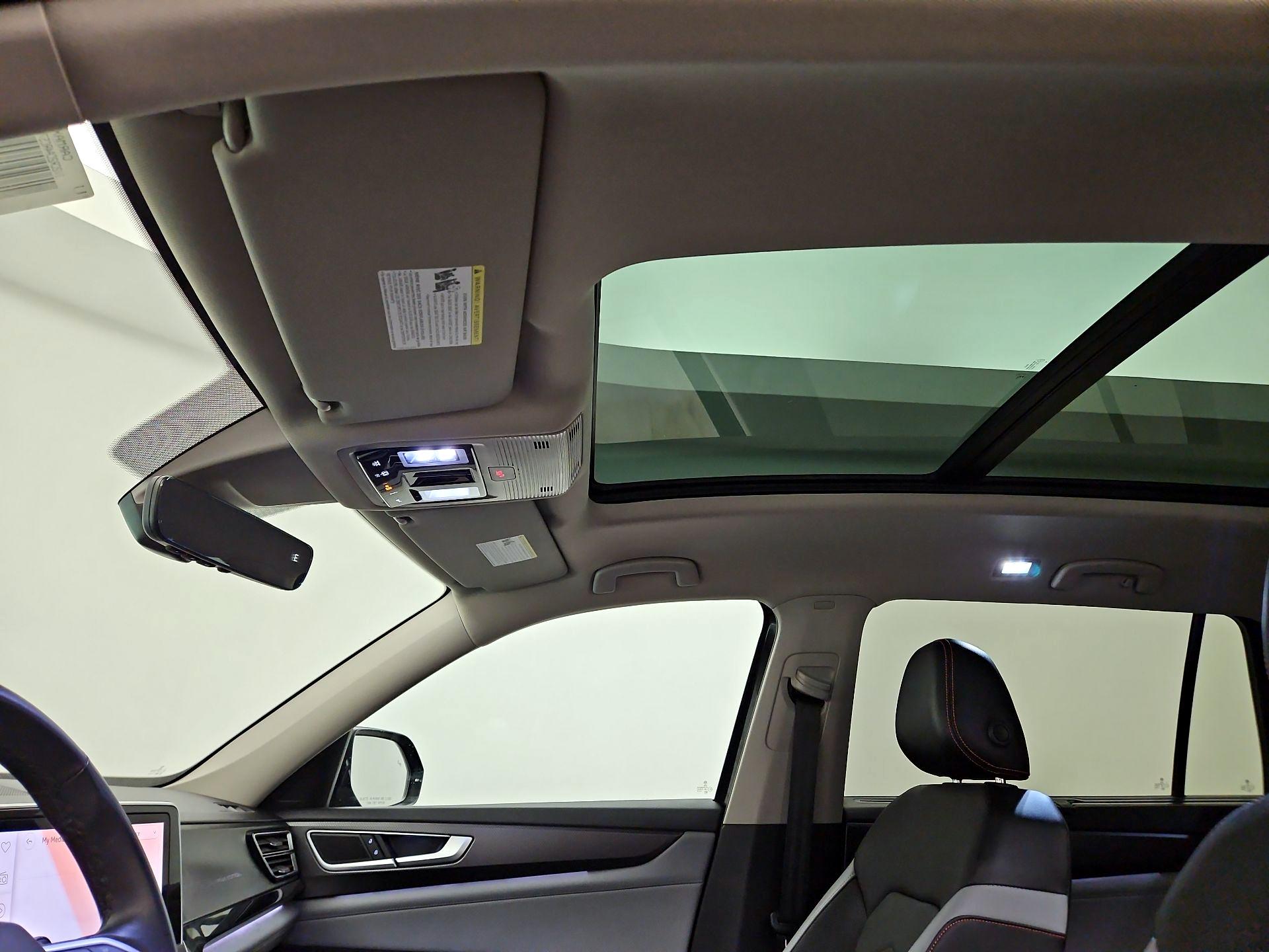 Thumbnail: 2024 Volkswagen Atlas - 19