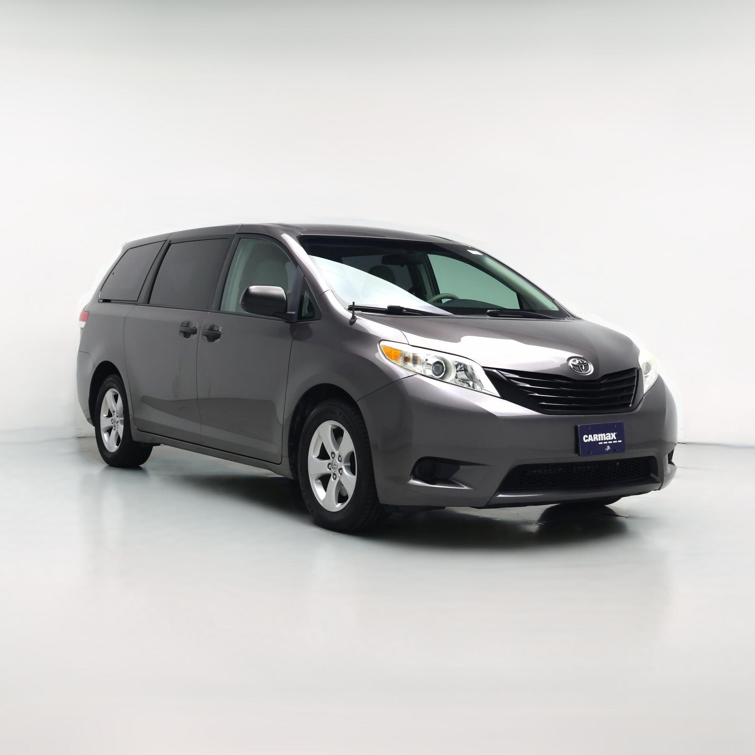 Thumbnail: 2014 Toyota Sienna - 1
