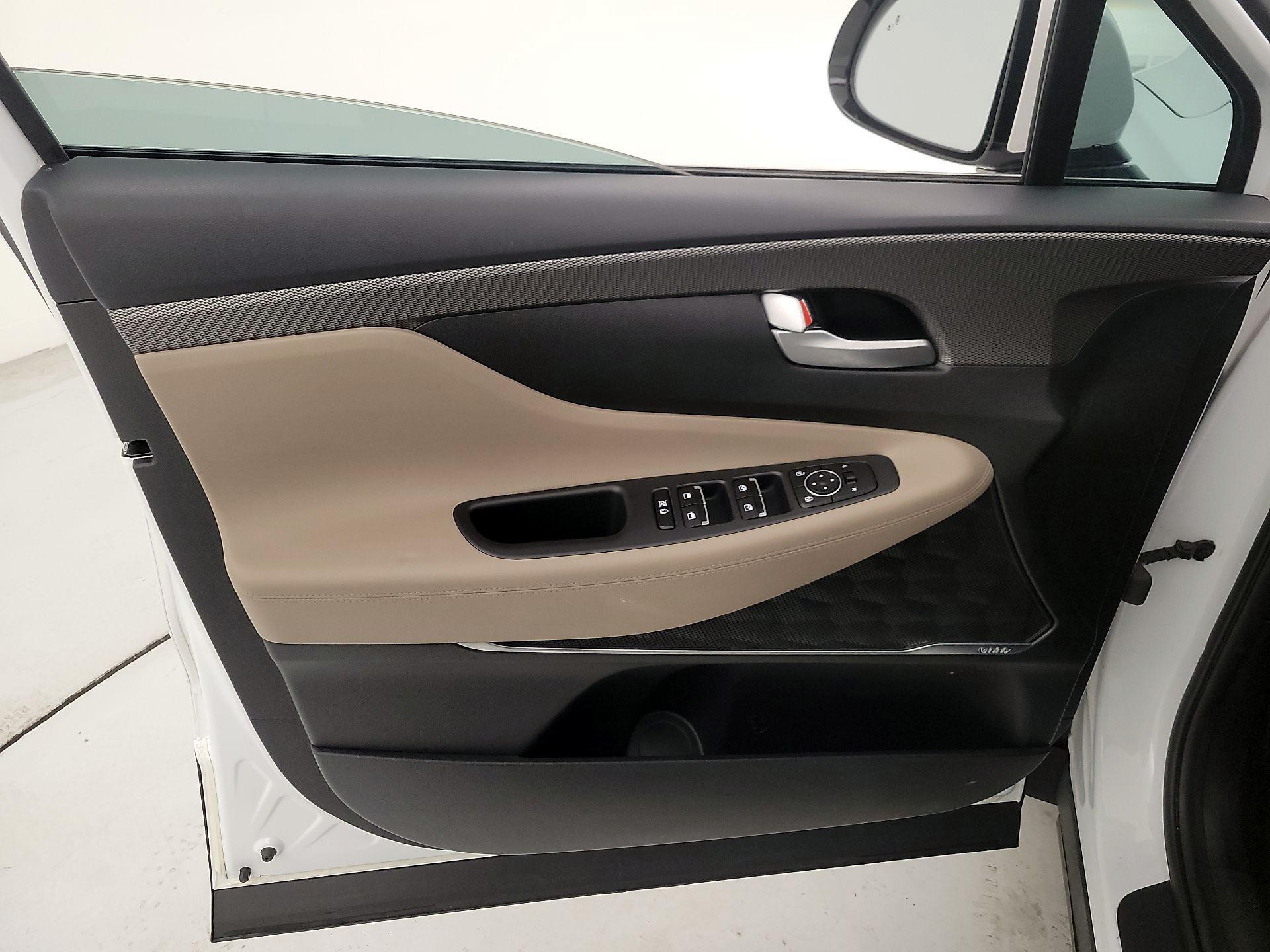 Thumbnail: 2020 Hyundai Santa Fe - 12