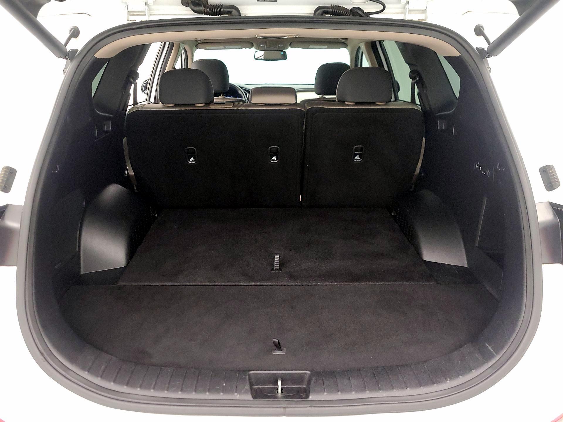 Thumbnail: 2020 Hyundai Santa Fe - 20